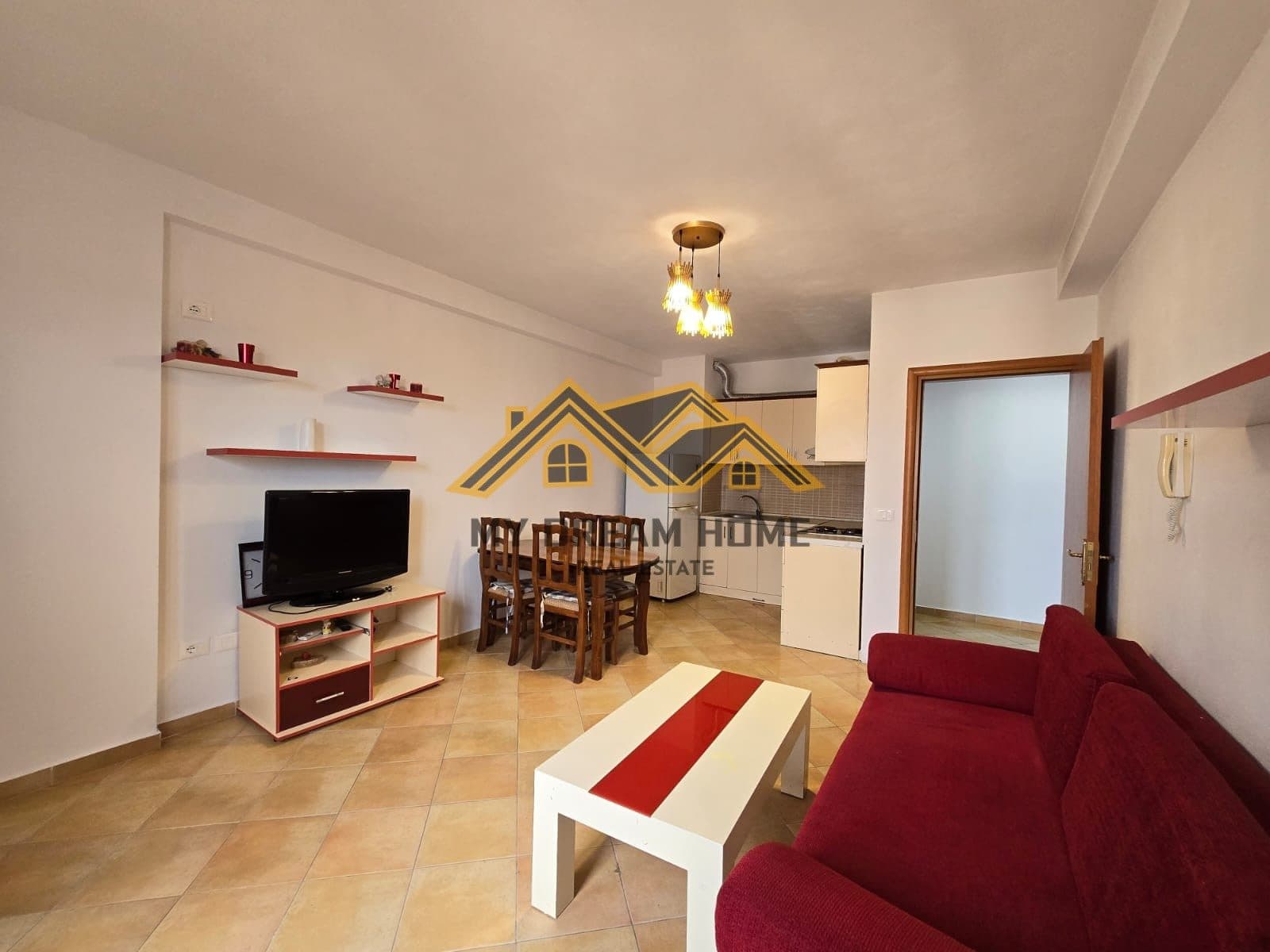 Apartament 1+1+2 Ballkone Në Shitje në Plazh Durrës