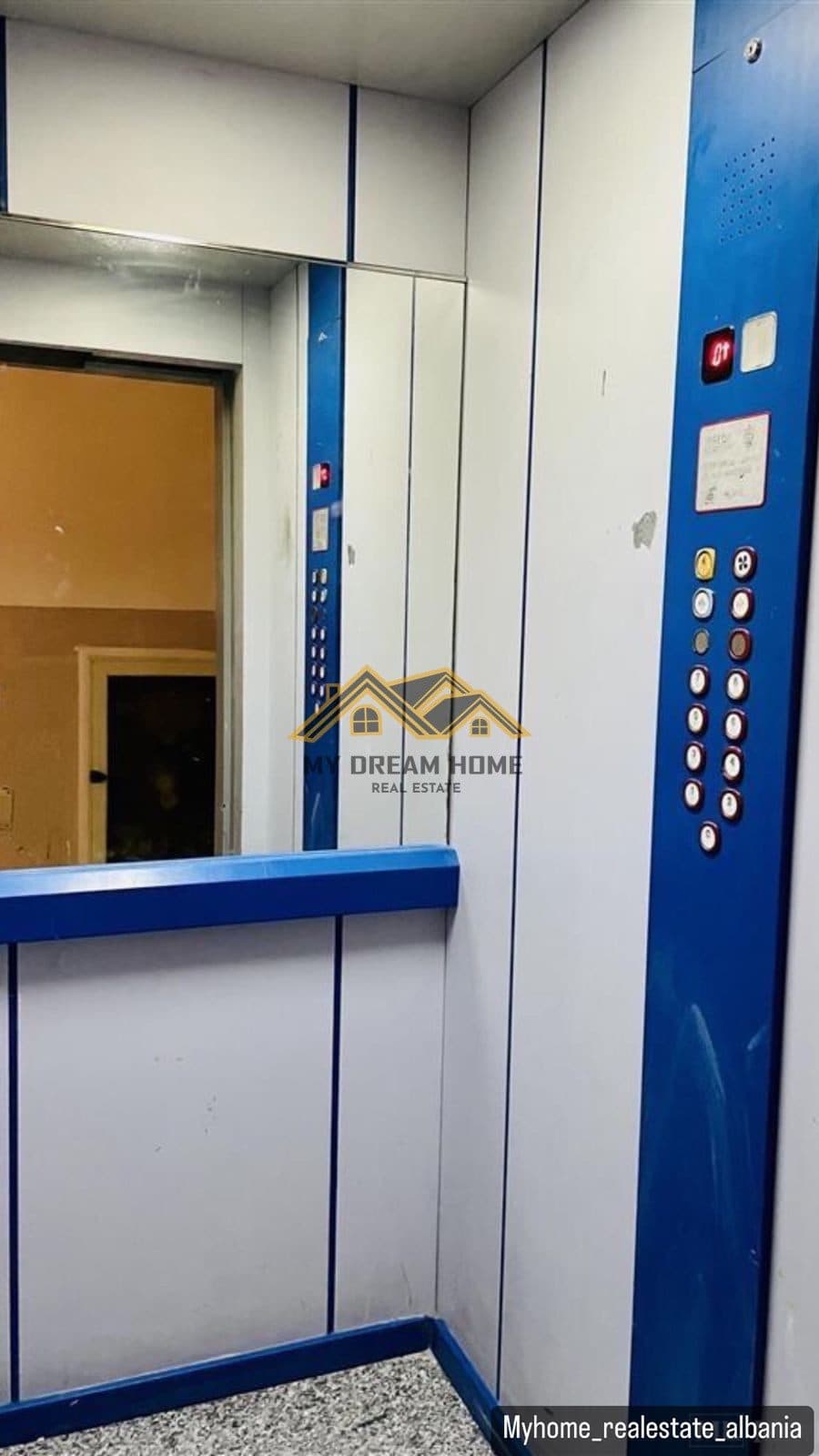 SHITET APARTAMENT 2+1+GARAZH VIJE E PARE ME DETI TE SHKEMBI I KAVAJES! 2