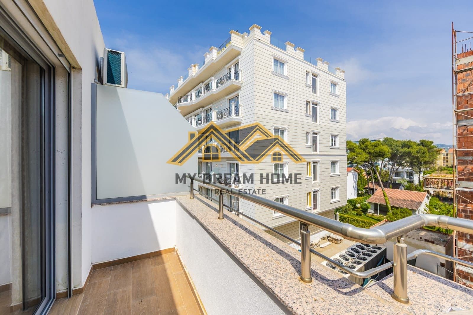 SHITET SUPER APARTAMENT NE GOLEM! 2