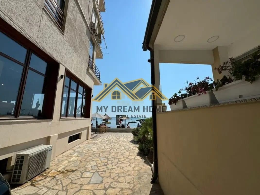SHITET STUDIO LOFT STACIONI I PARE NE PLAZH VETEM 15M NGA DETI 2