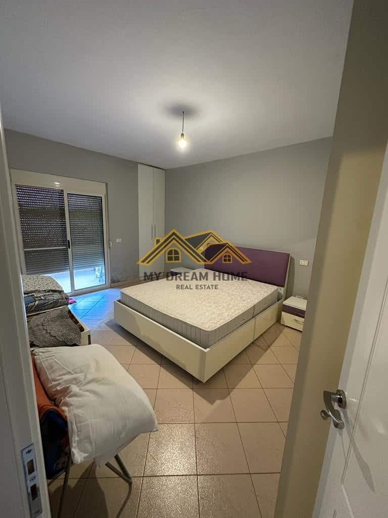 SHITET APARTAMENT NE DURRES 2+1 PRAN KAZAZIT! 4