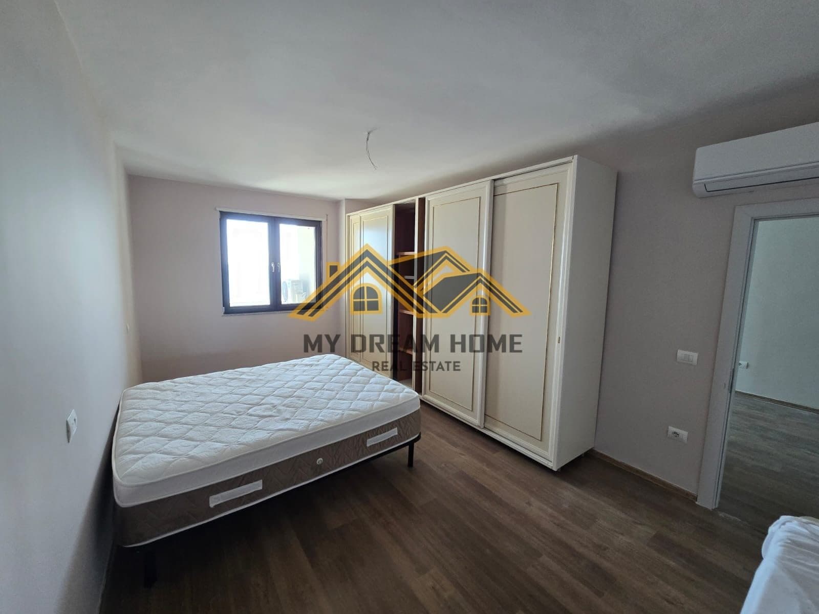 SHITET APARTAMENT 1+1 PAMJE BALLORE VOLLGA DURRES 4