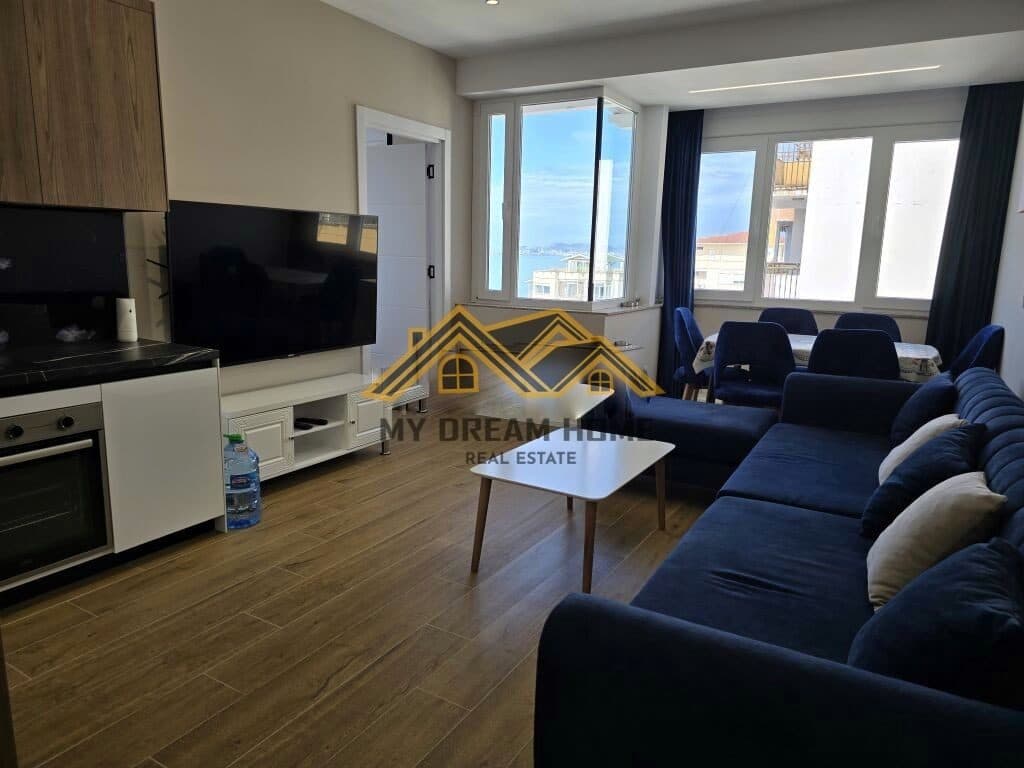 Apartament 1+1 me Pamje Deti në Shkëmbi i Kavajës!
