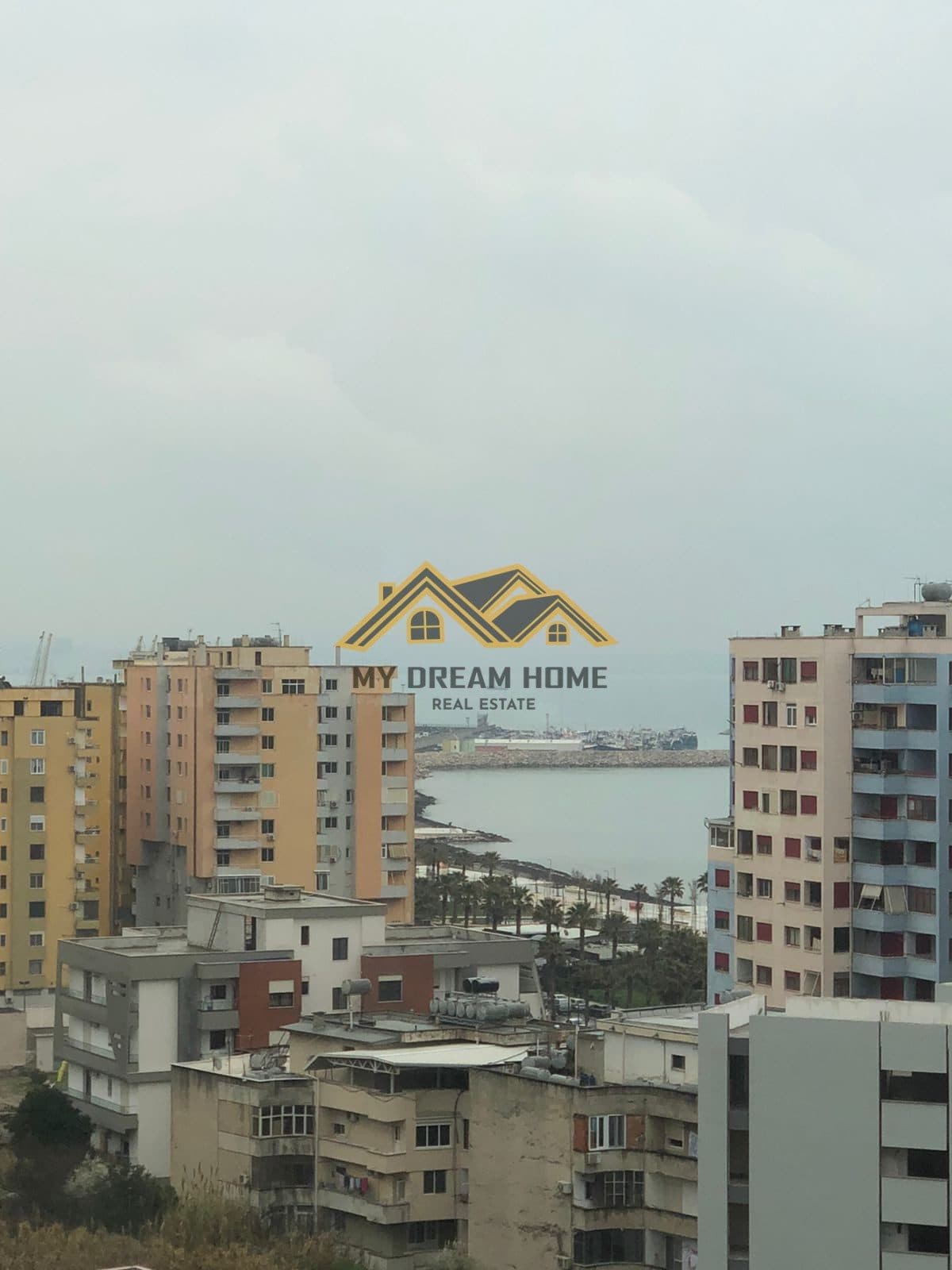 SHITET APARTAMENT 1+1 TE SHKOLLA ITALIANE! 2