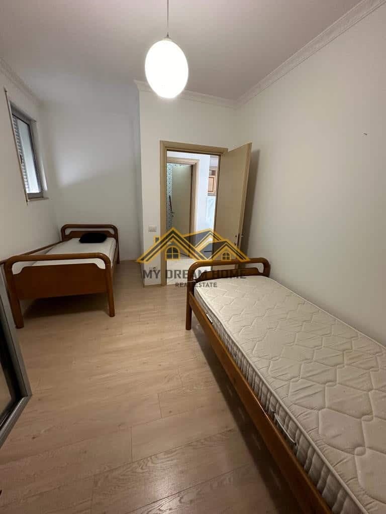 SHITET APARTAMENT 2+1+2 NE QENDER DURRESIT 2