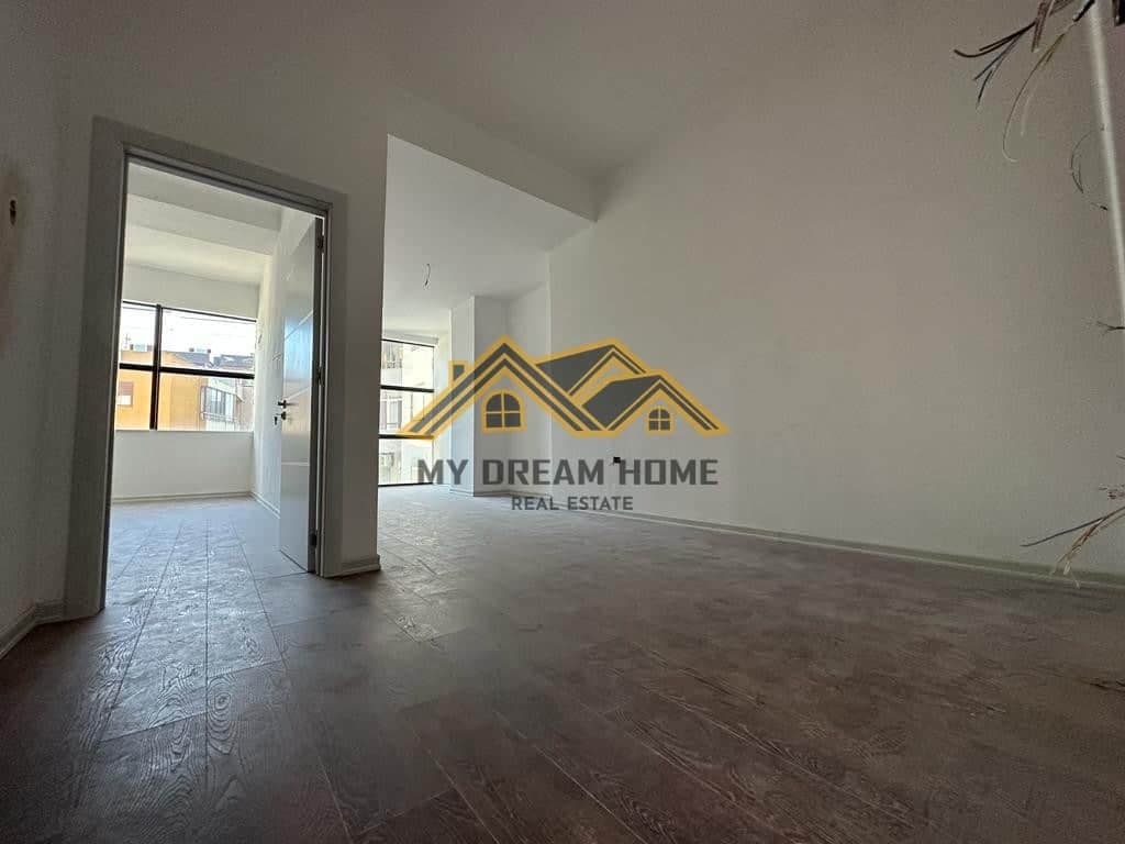 SHITET APARTAMENT 1+1 NE VOLLGA !