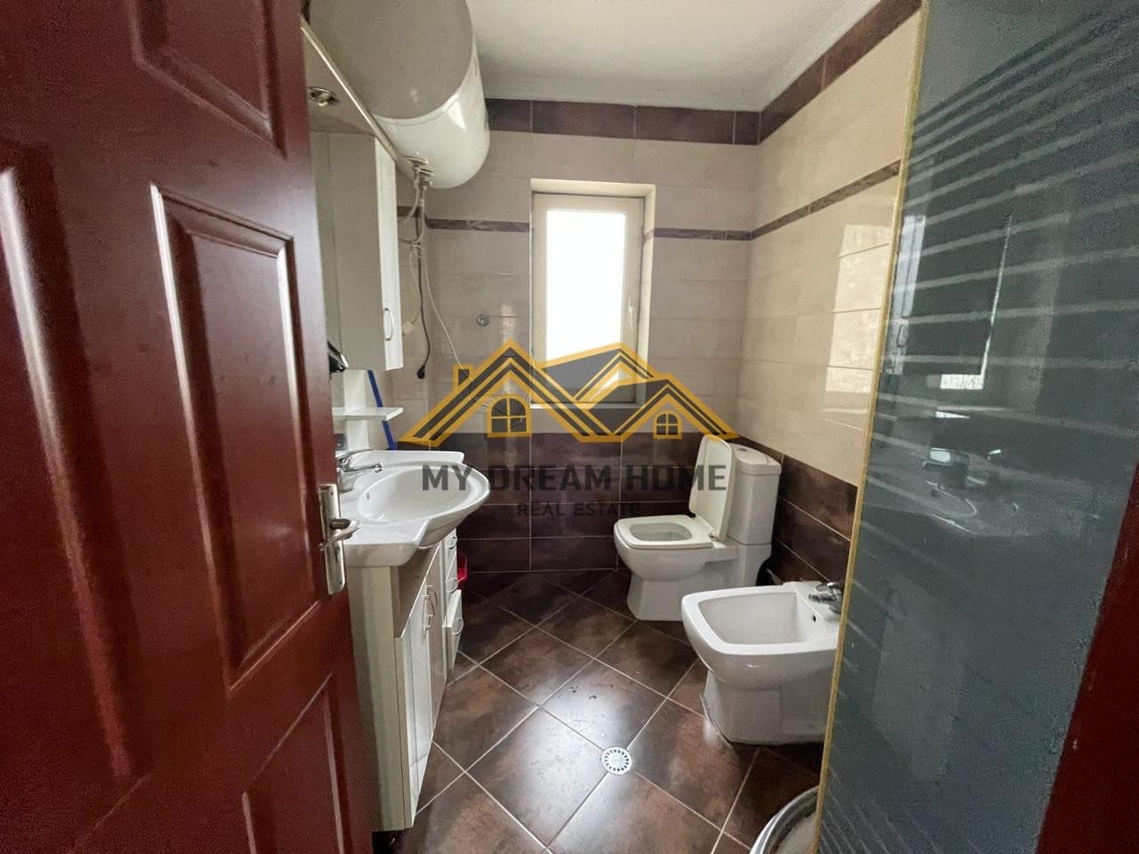 SHITET APARTAMENT 1+1 AFER KAZAZIT, DURRES 2