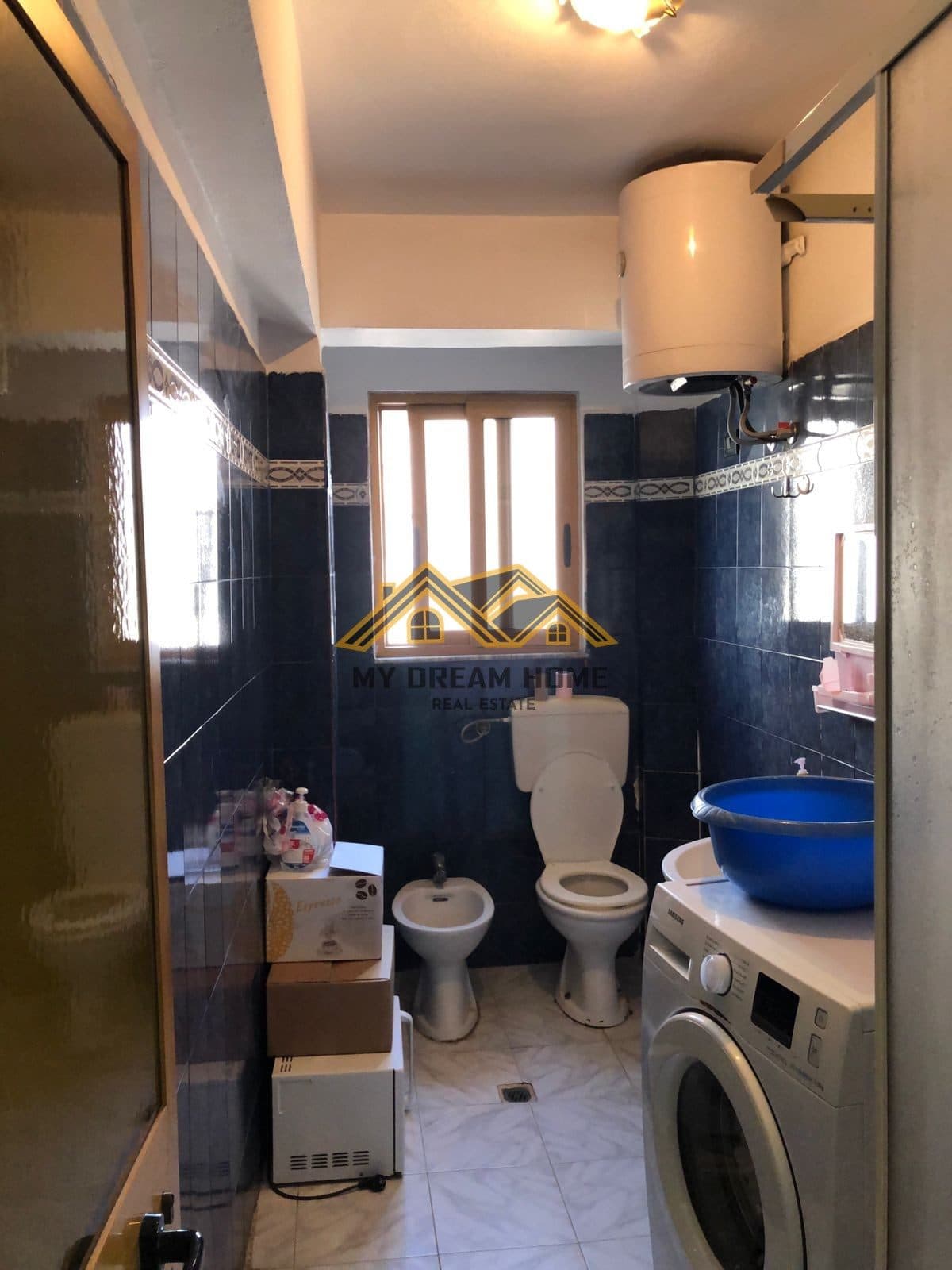 SHITET APARTAMENT 2+1 QENDER DURRESIT 3