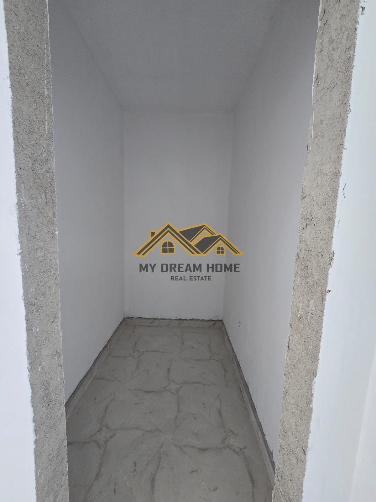 SHITET APARTAMENT 1+1+ DEPO NE VOLLGA DURRES! 4