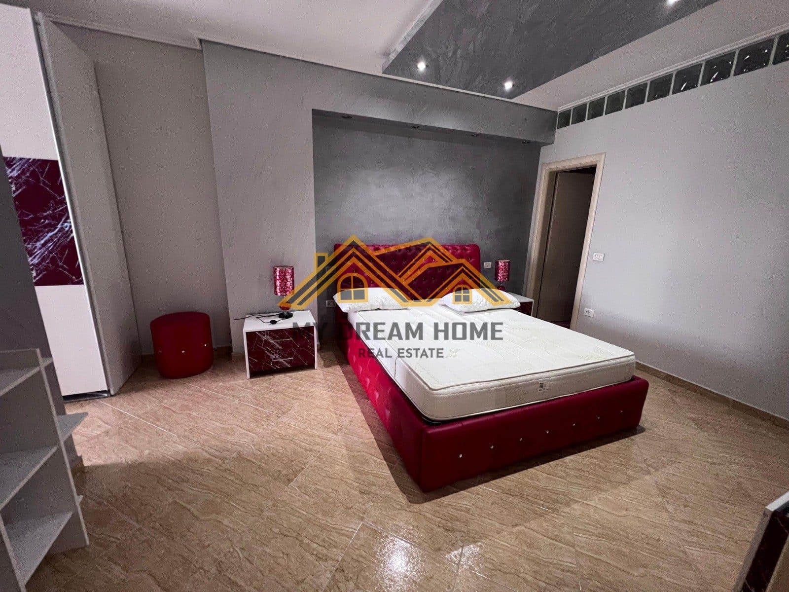 Jepet Apartament 2+1+2 Me Qira tek Galaktiku, Durrës!!