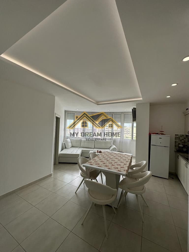 SHITET APARTAMENT 2+1 PLAZH DURRES 3