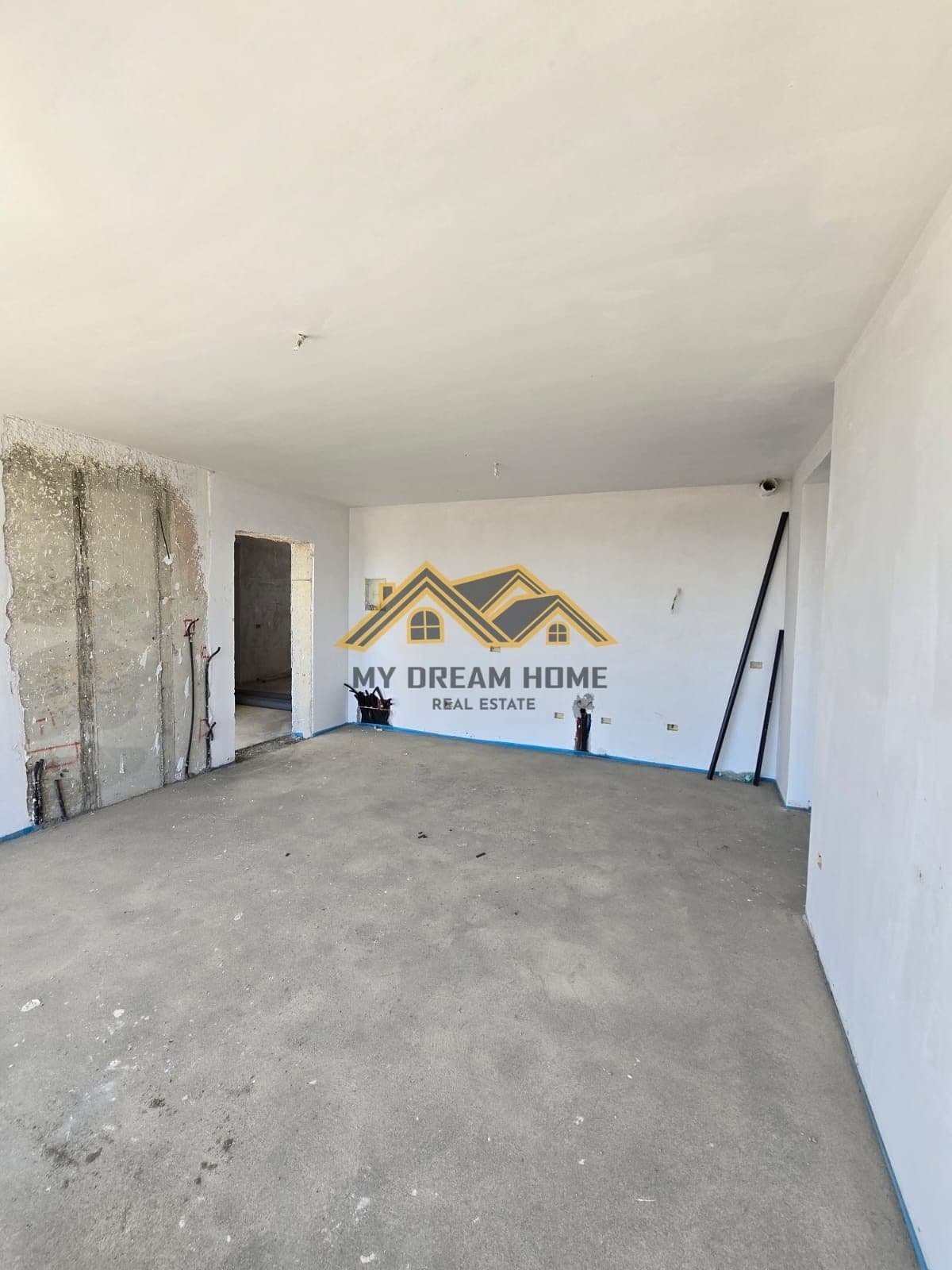 Apartament 1+1 per shitje tek Porto Lalezi! 4