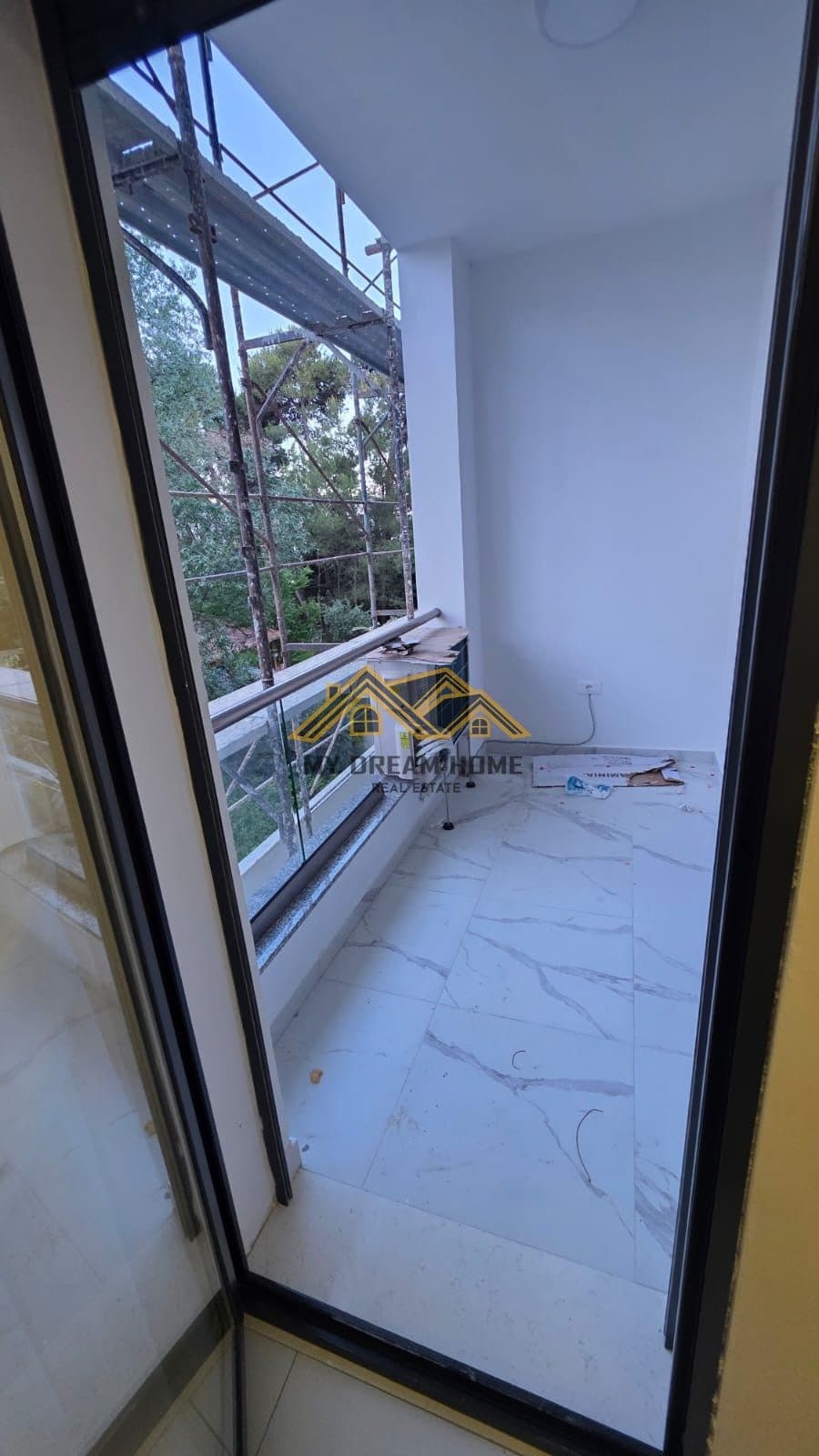 SHITET SUPER APARTAMENT NE GOLEM! 3