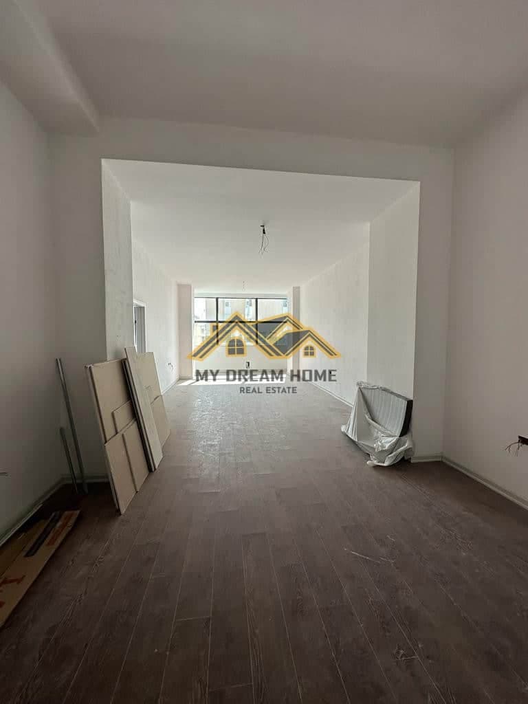 SHITET APARTAMENT 1+1 NE VOLLGA PAMJE ANESORE TE DETIT! 2