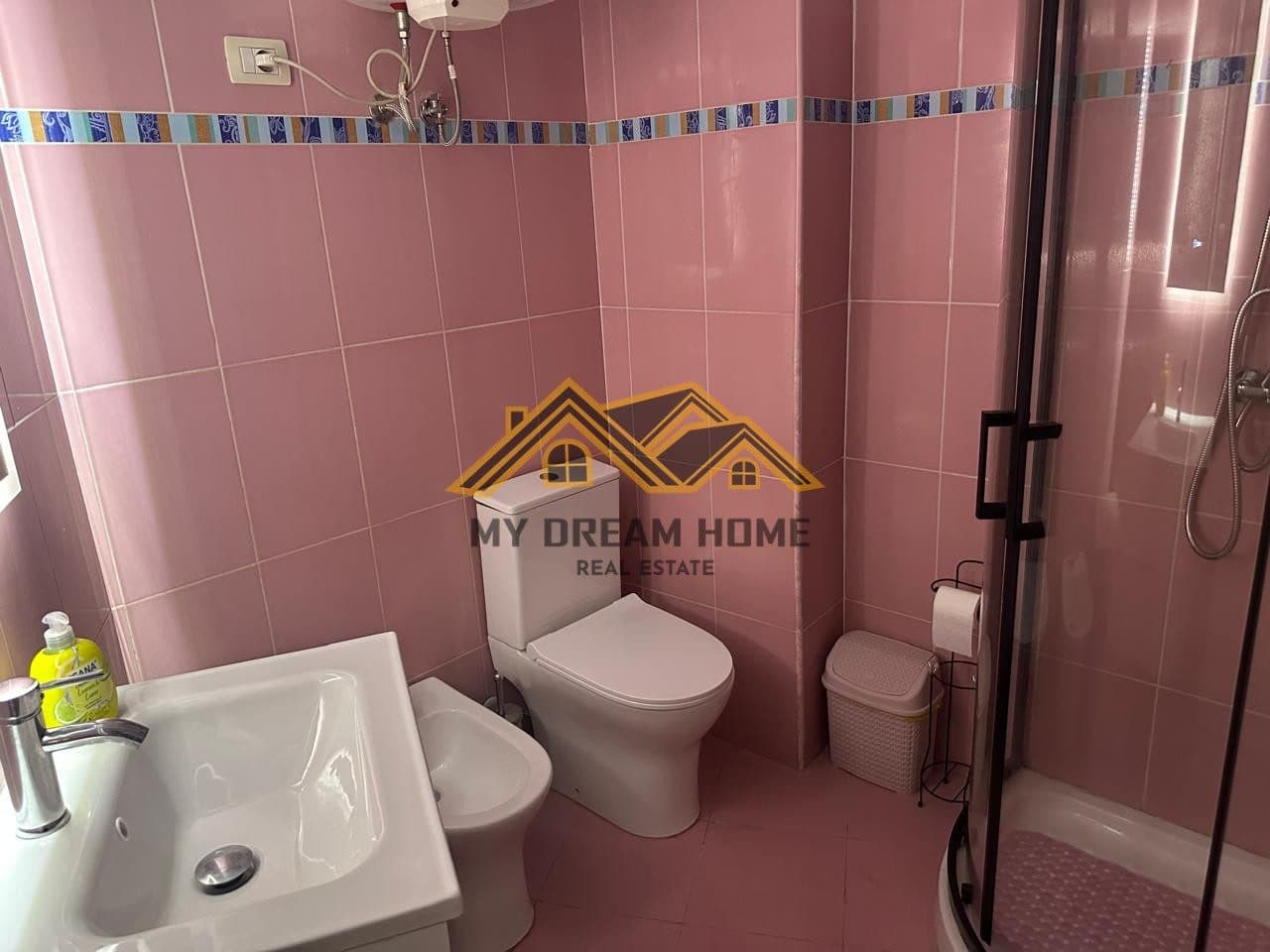 JEPET ME QIRA APARTAMENT 1+1 NE RRUGA E RE PORTIT ,DURRES ! 3