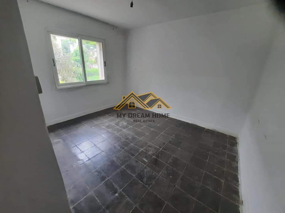 SHITET APARTAMENT 2+1 DURRES! 3