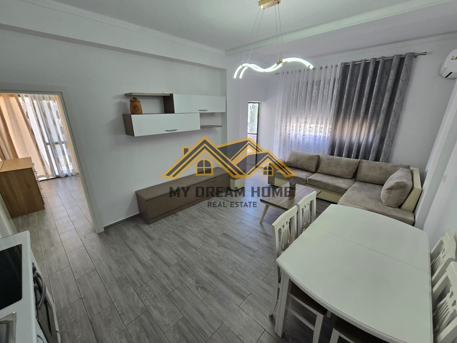 SHITET APARTAMENT 1+1 NE PLAZH ILIRIA , DURRES 2