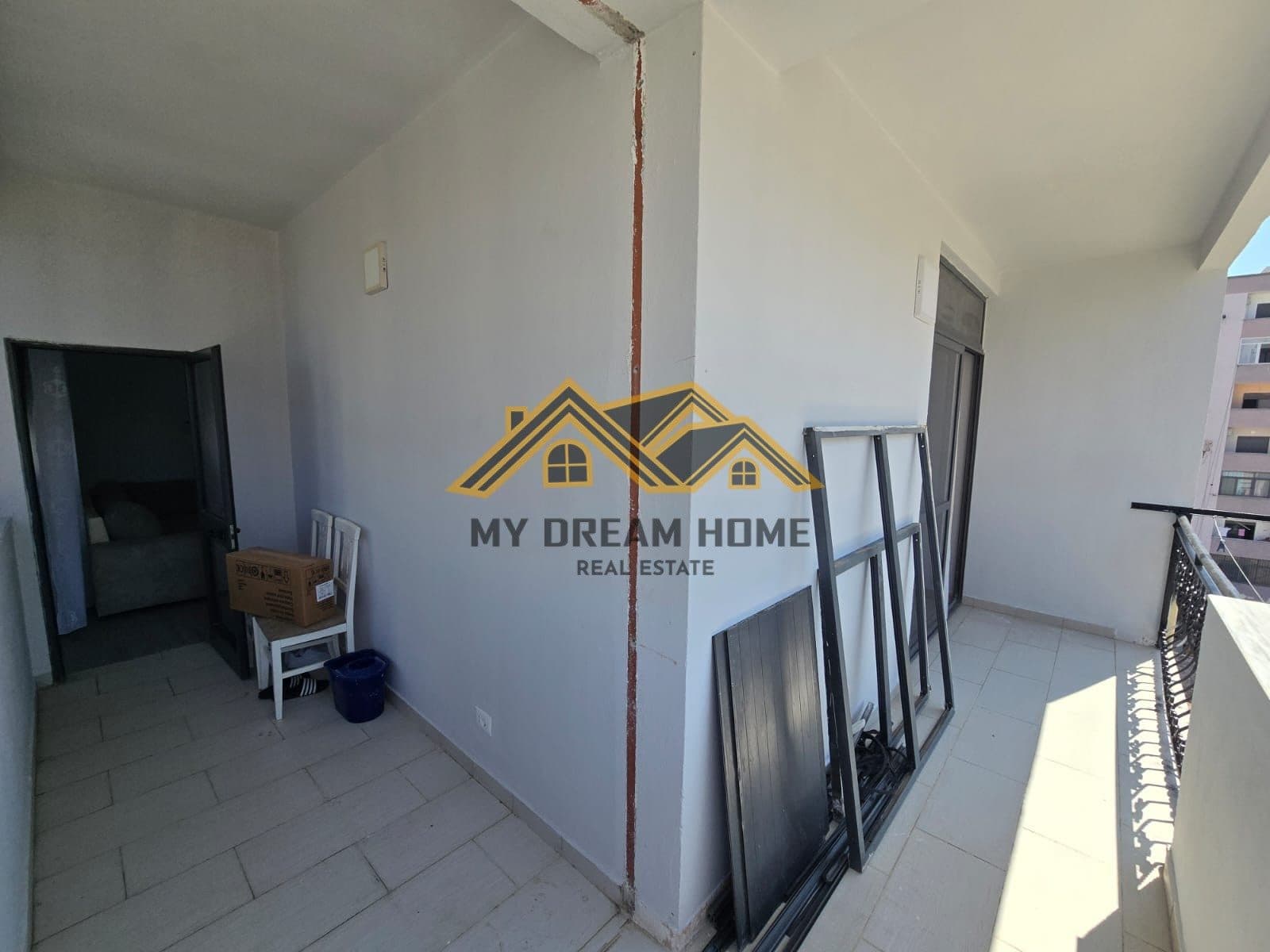 SHITET APARTAMENT 1+1 NE PLAZH ILIRIA , DURRES 3