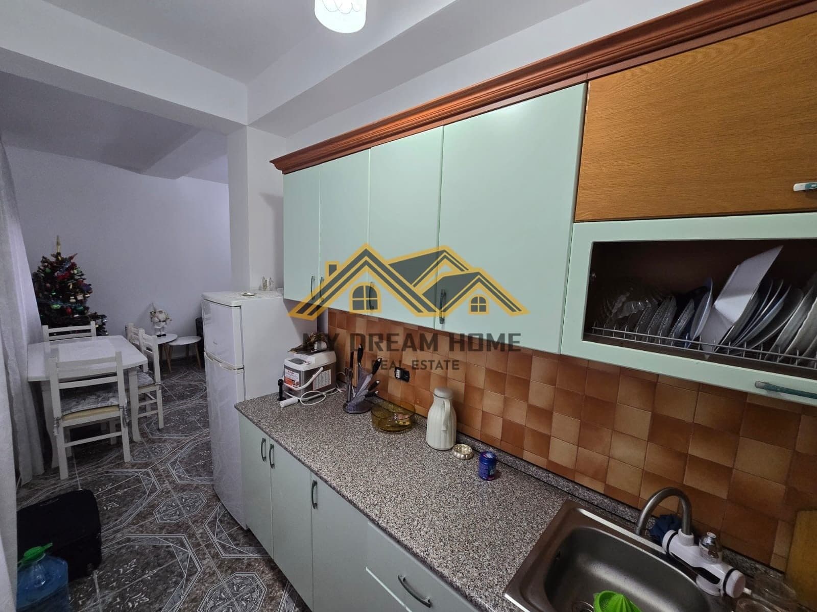 SHITET APARTAMENT 1+1 NE PLAZH FLORIDA !! 3