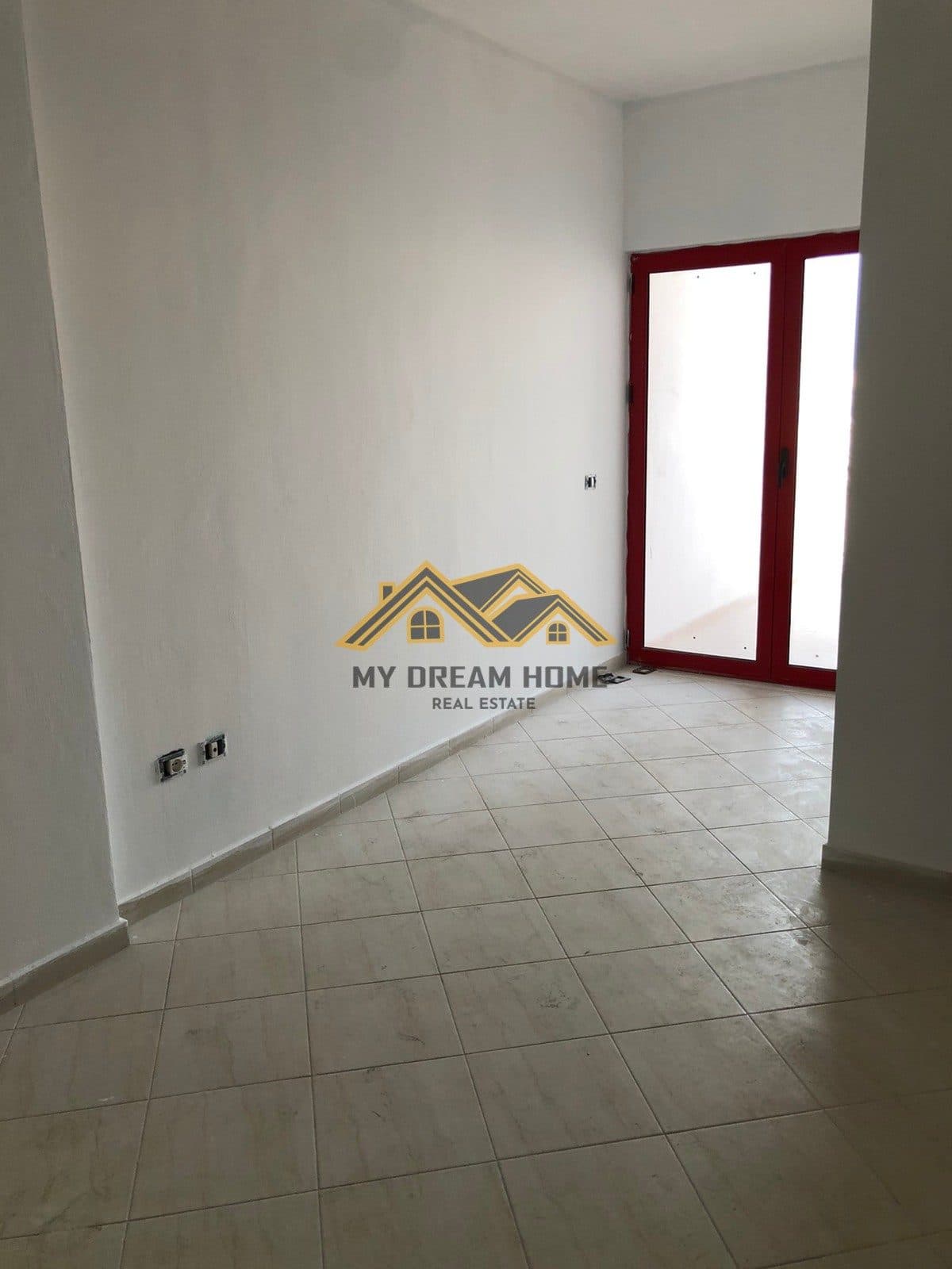 SHITET APARTAMENT 2+1 PLAZH, DURRES! 3