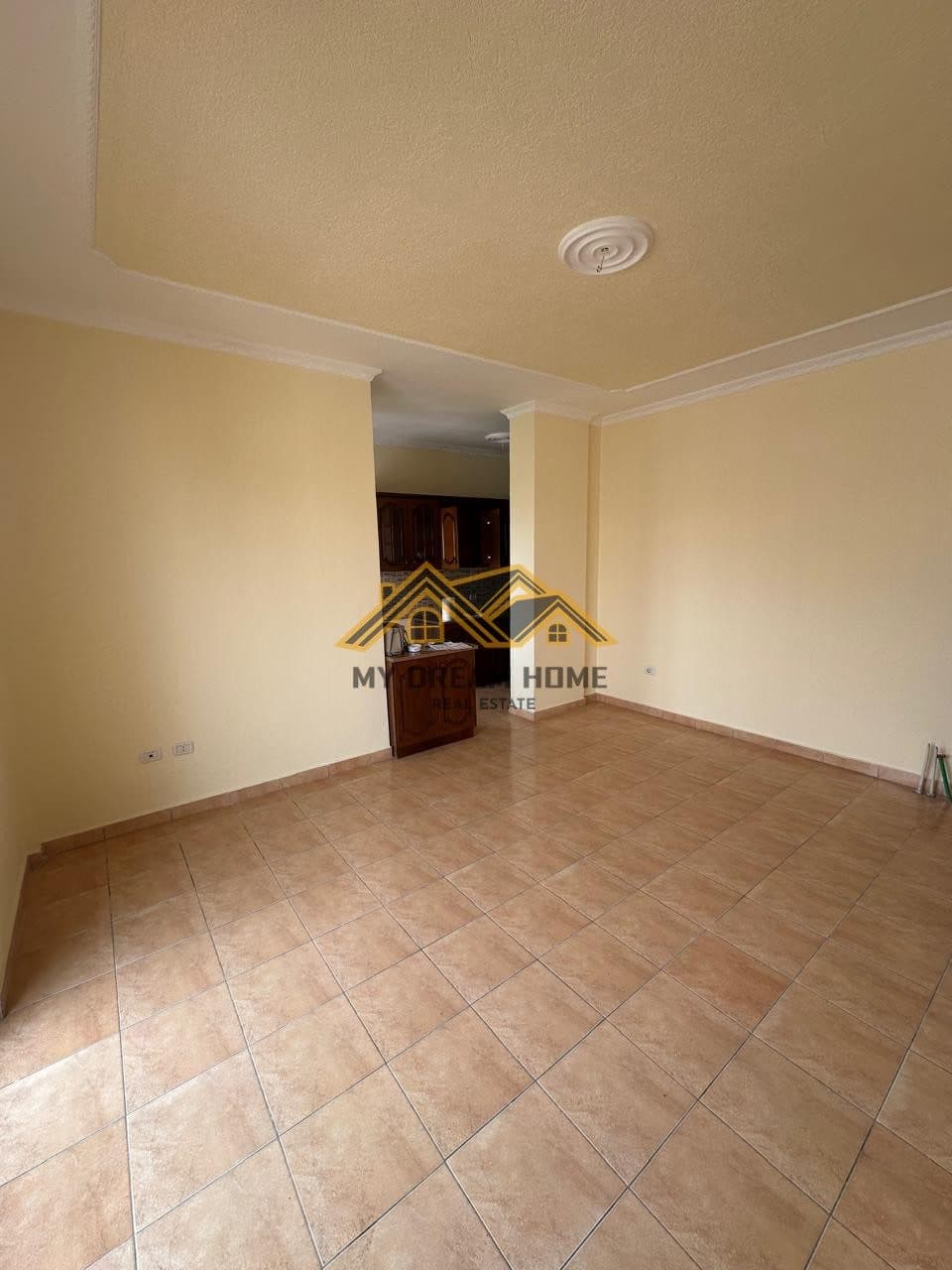 APARTAMENT 1+1 NE ILIRIA PLAZH , PER SHITJE ! 4