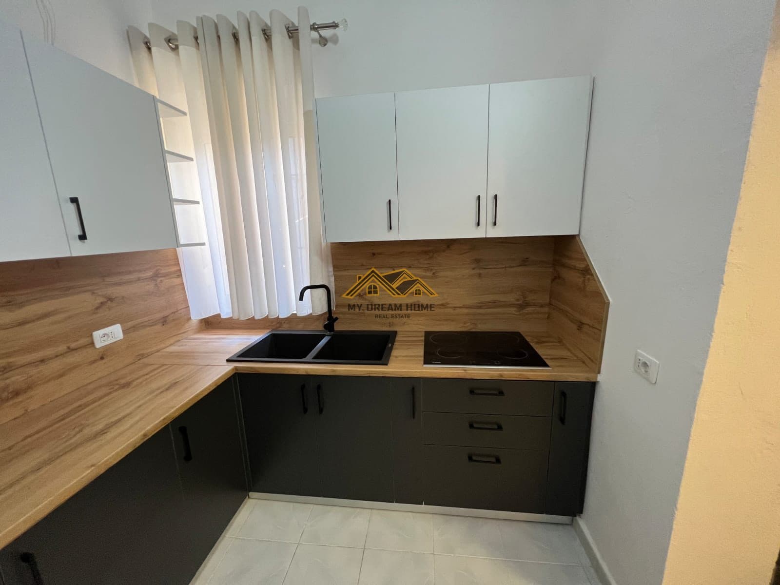SHITET SUPER APARTAMENT 1+1 NE VOLLGA,DURRES! 2