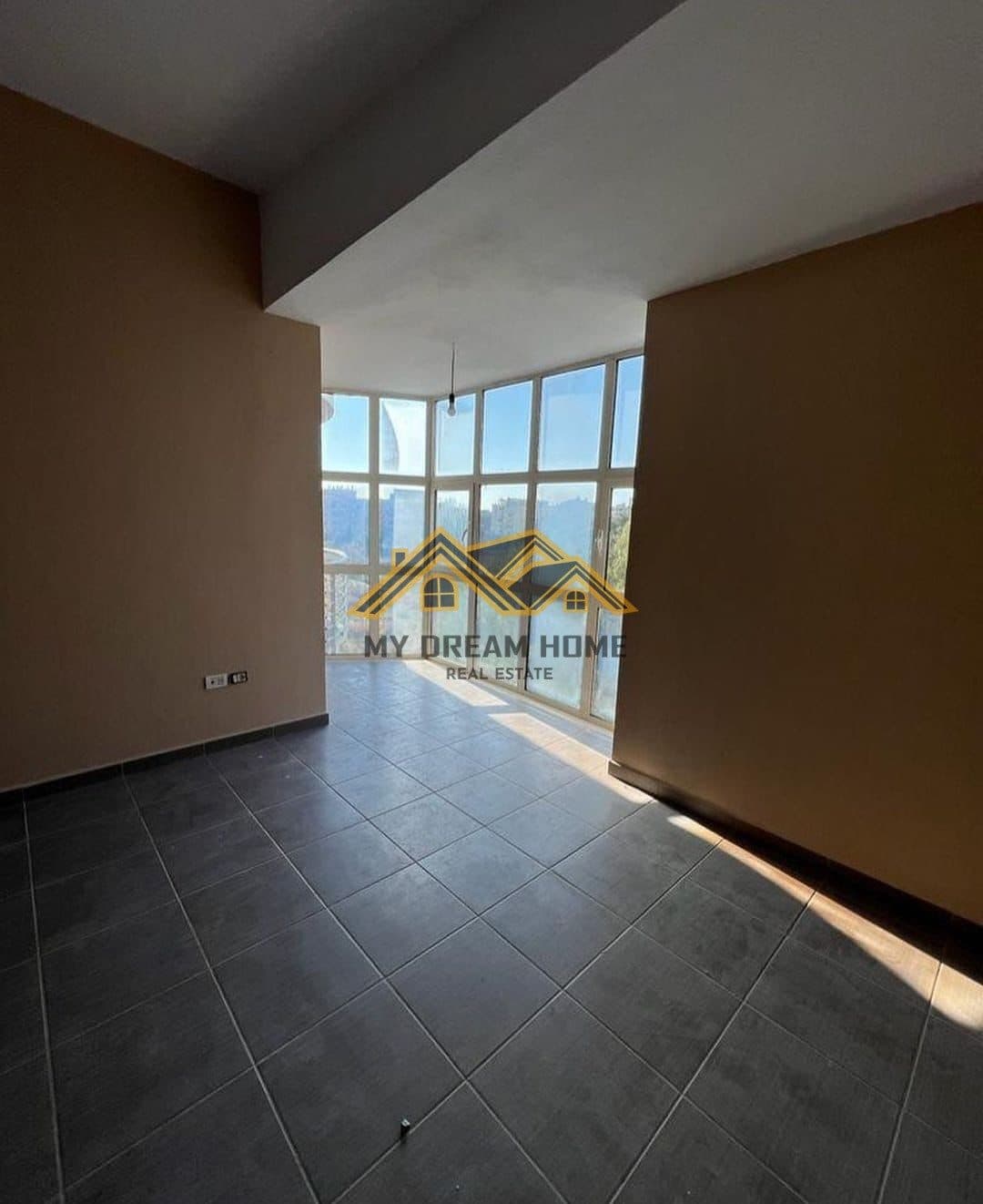 SHITET APARTAMENT 1+1 PISHAT E BUTA GOLEM