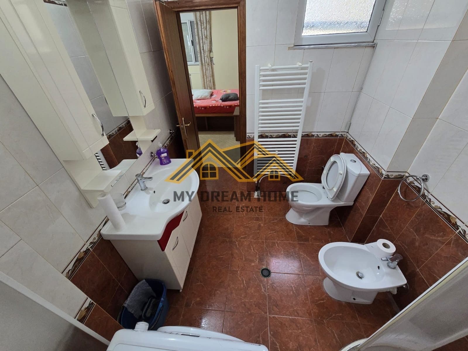SHITET APARTAMENT 2+1+2 NE DURRES PAMJE DETI! 4