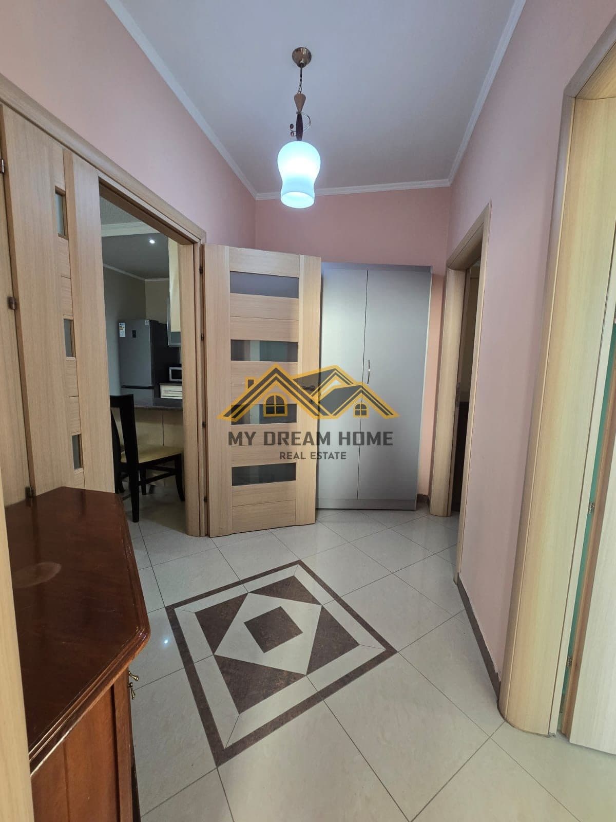SHITET APARTAMENT 2+1+2 ISH-URT DURRËS 4
