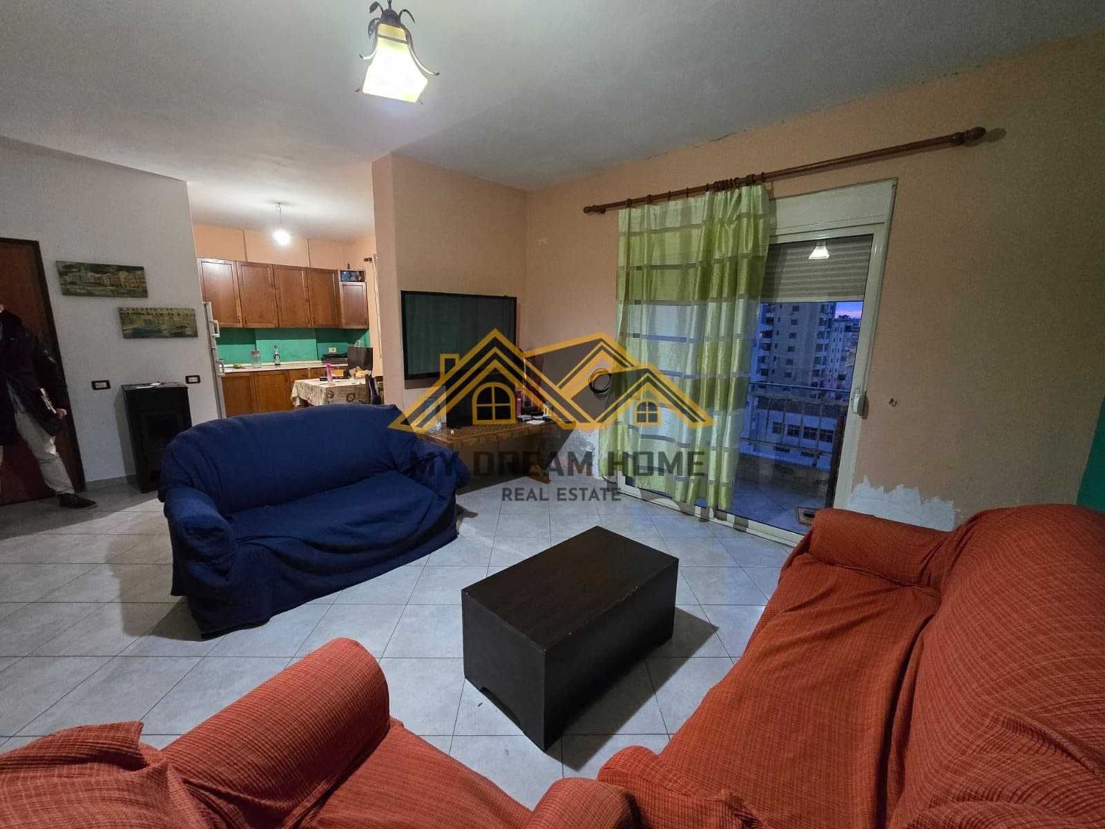 SHITET APARTAMENT 2+1 TEK ISH FABRIKA E BUKES DURRES!