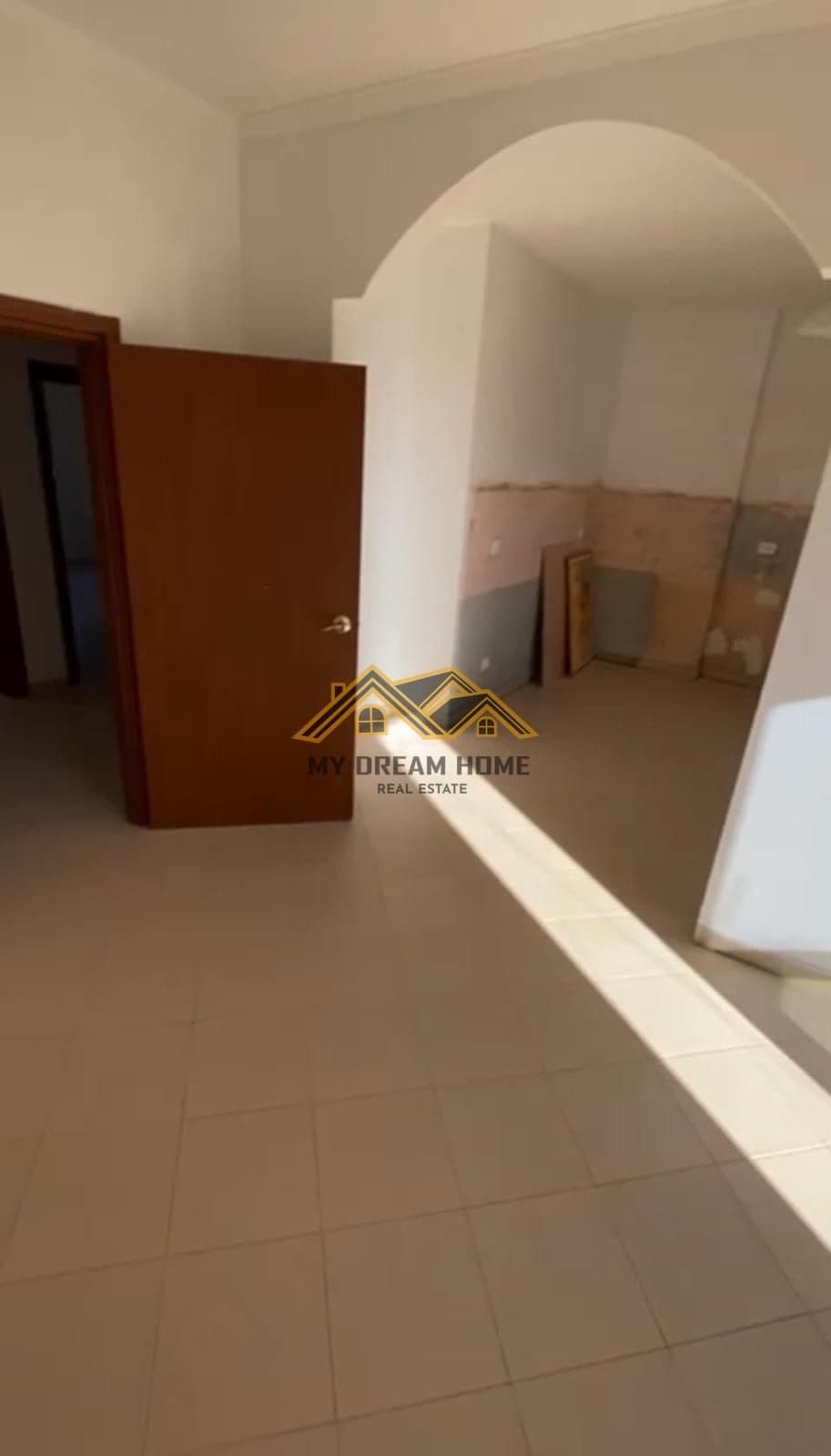 SHITET APARTAMENT 2+1+2 ISH RAJONI DURRES! 4