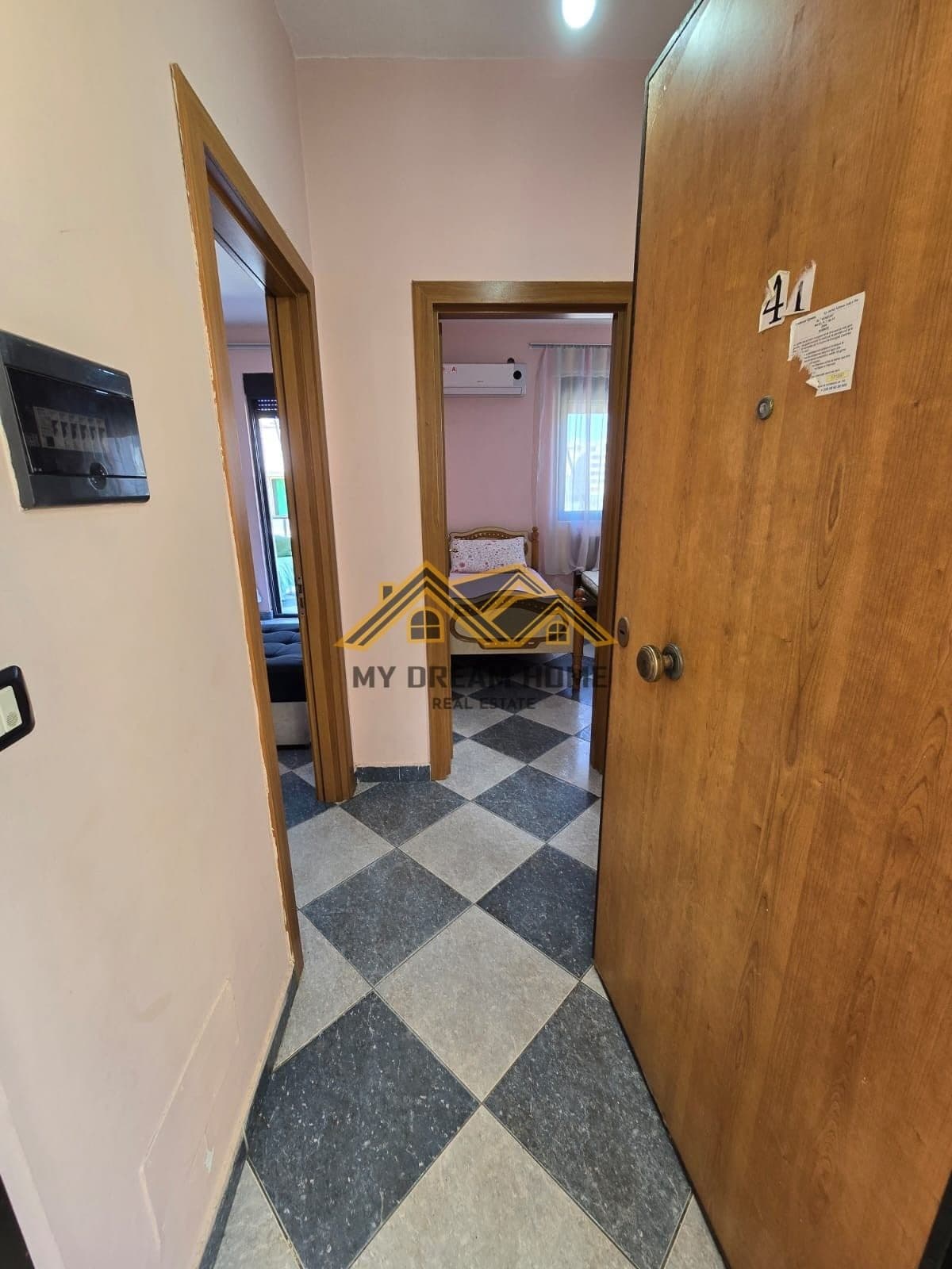 Shitet, Apartament 1+1, Plazh,, Durres 4