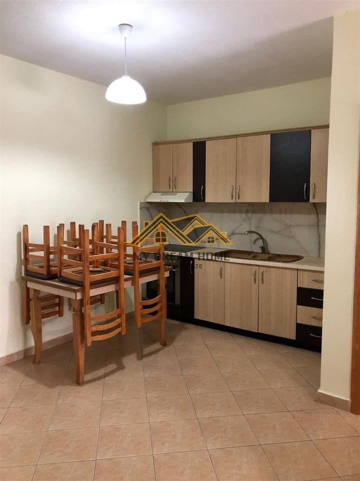 SHITEN 4 APARTAMENTE 1+1 NE KATE TE NDRYSHME TE RROTA E KUQ