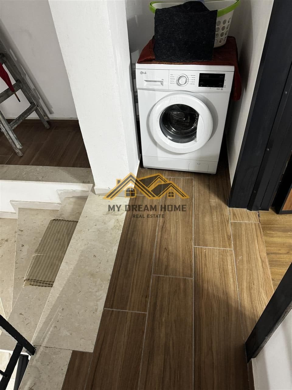 Shtepi Private per Shitje Afer Spitalit Durres 4