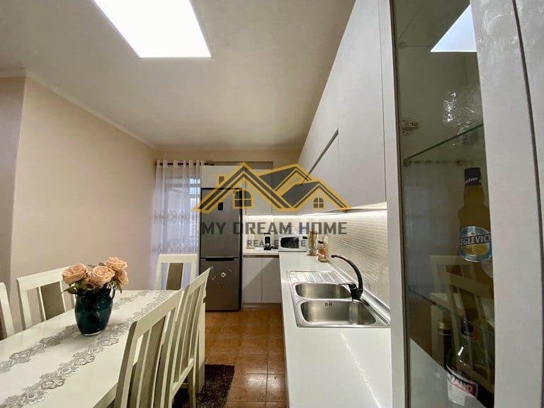 SHITET APARTAMENT 3+1+2 TE LAGJIA 16!