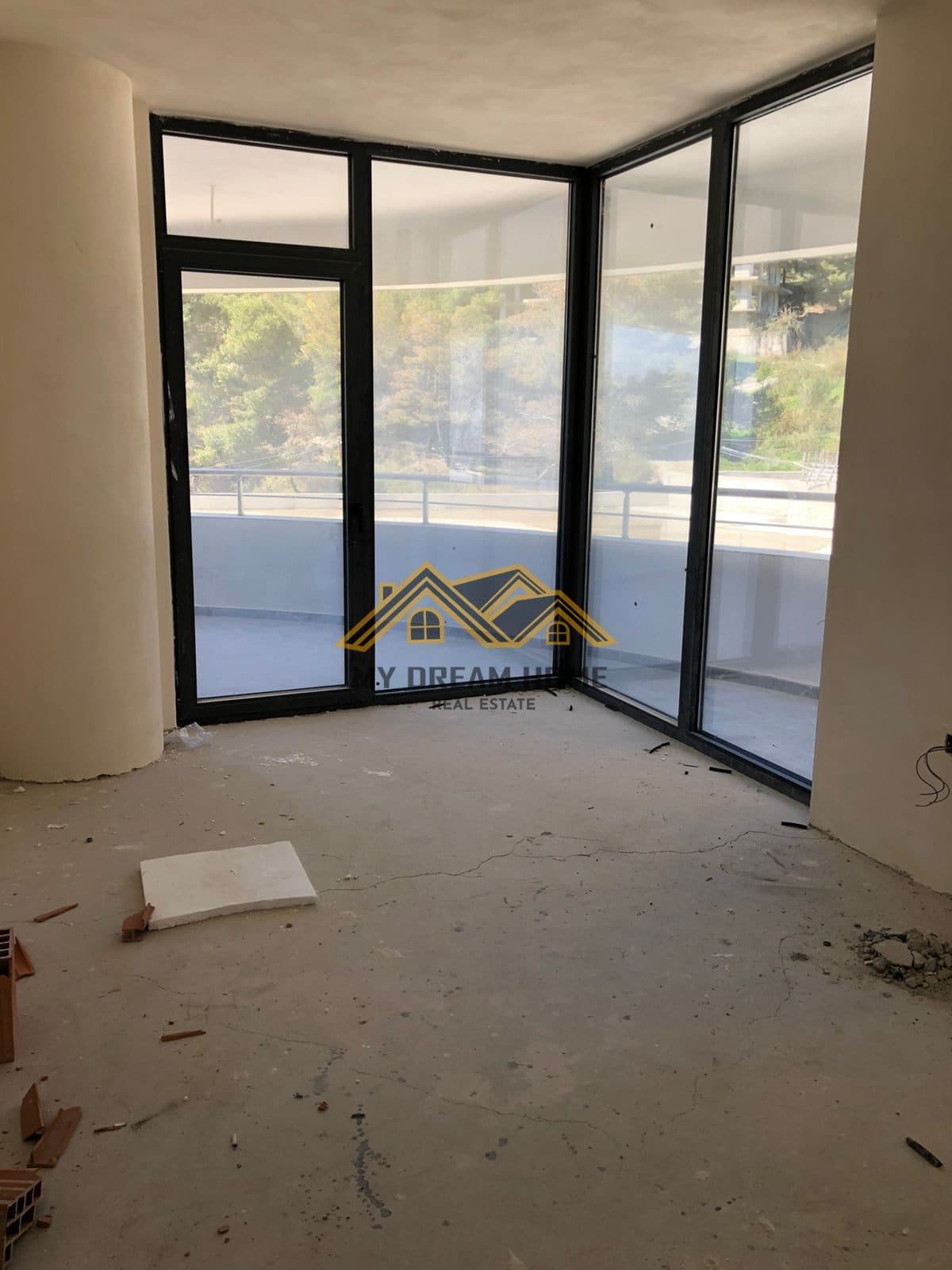 SHITET APARTAMENT 2+1 ME PAMJE NGA DETI TE WHITE HILL REZIDENCE! 3