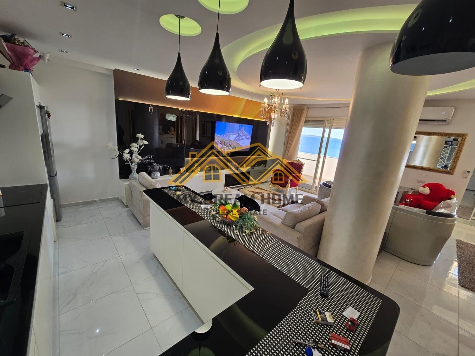 Shitet Super apartament 1+1+Garazhd i investuar, Plazh Durres.
