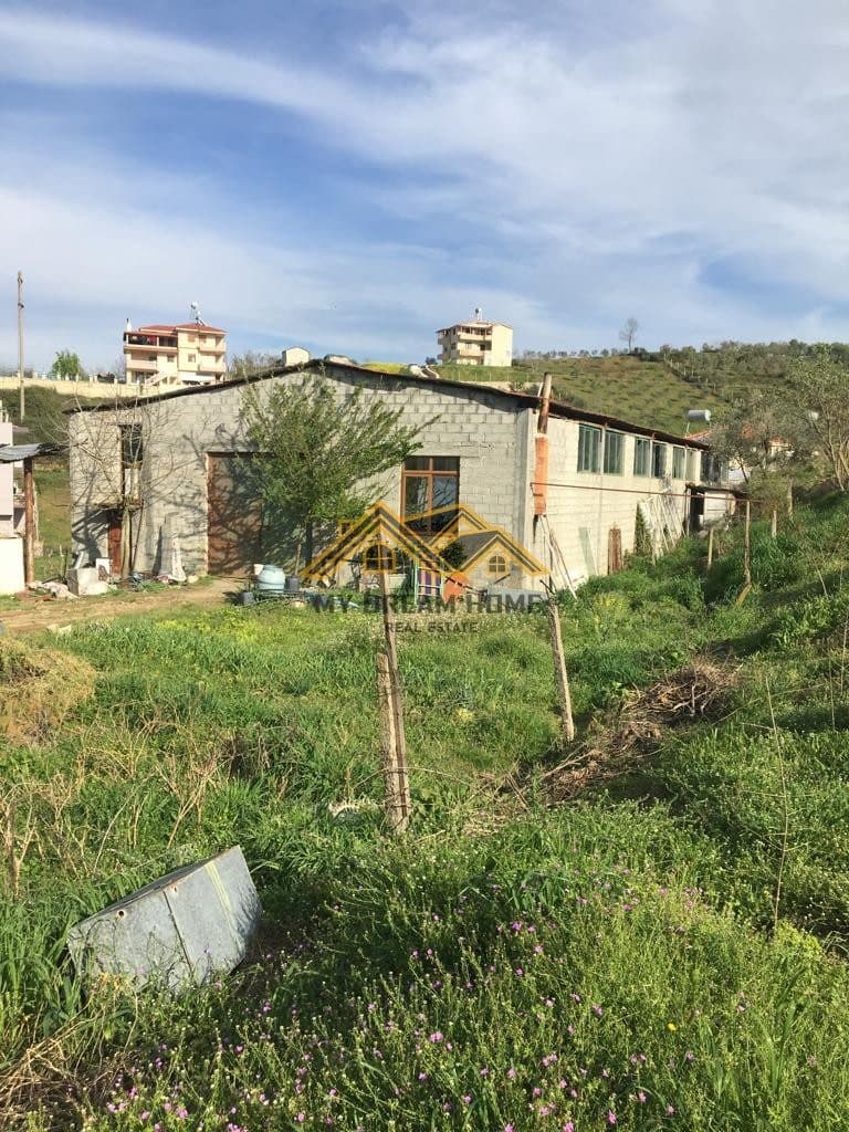 KAPANON DHE TOKE NE SHKALLNUR DURRES,PER SHITJE!