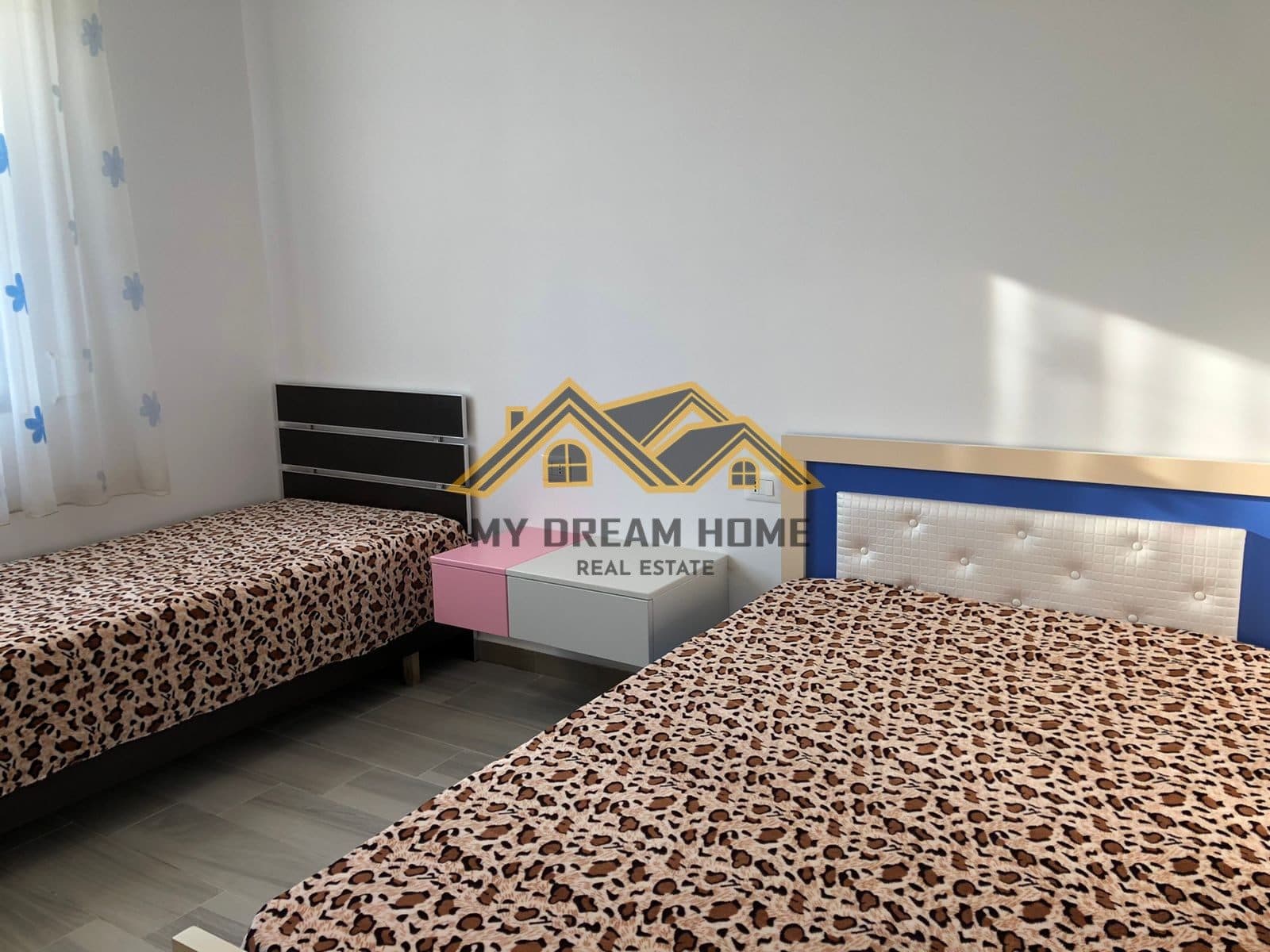 SHITET APARTAMENT 2+1 NE ZONEN E URT-SE! 3
