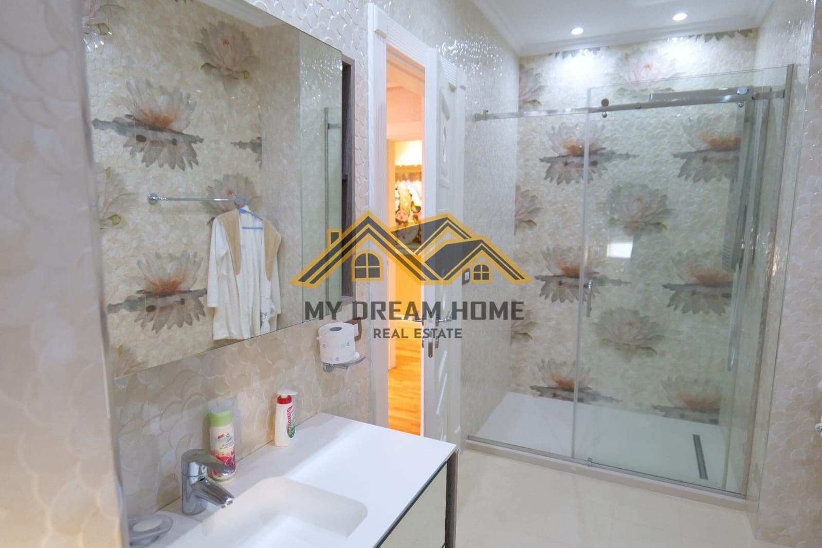 LUXURY APARTAMENT VOLLGA DURRES 3