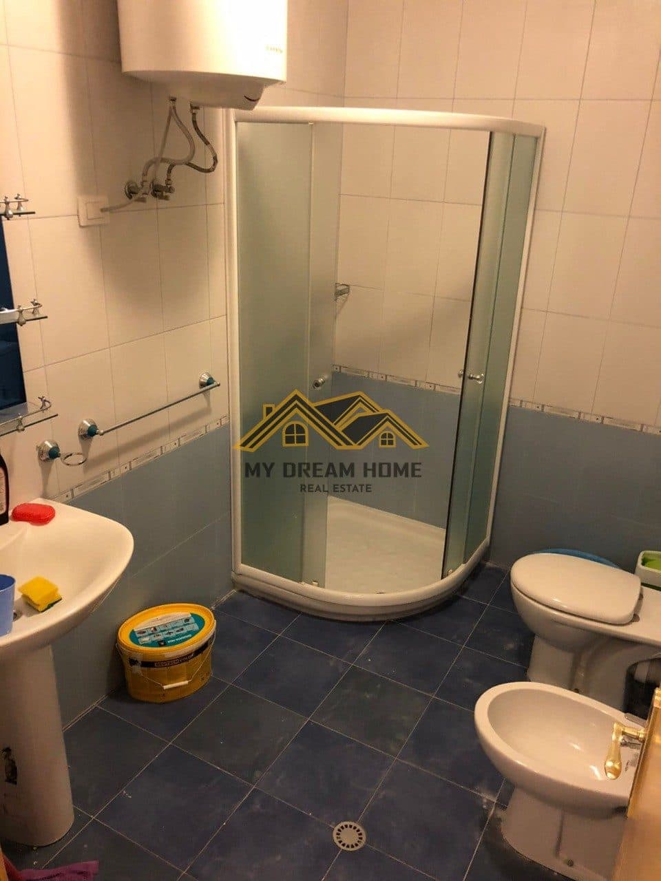 SHITET APARTAMENT 2+1+2 NE DURRES! 2