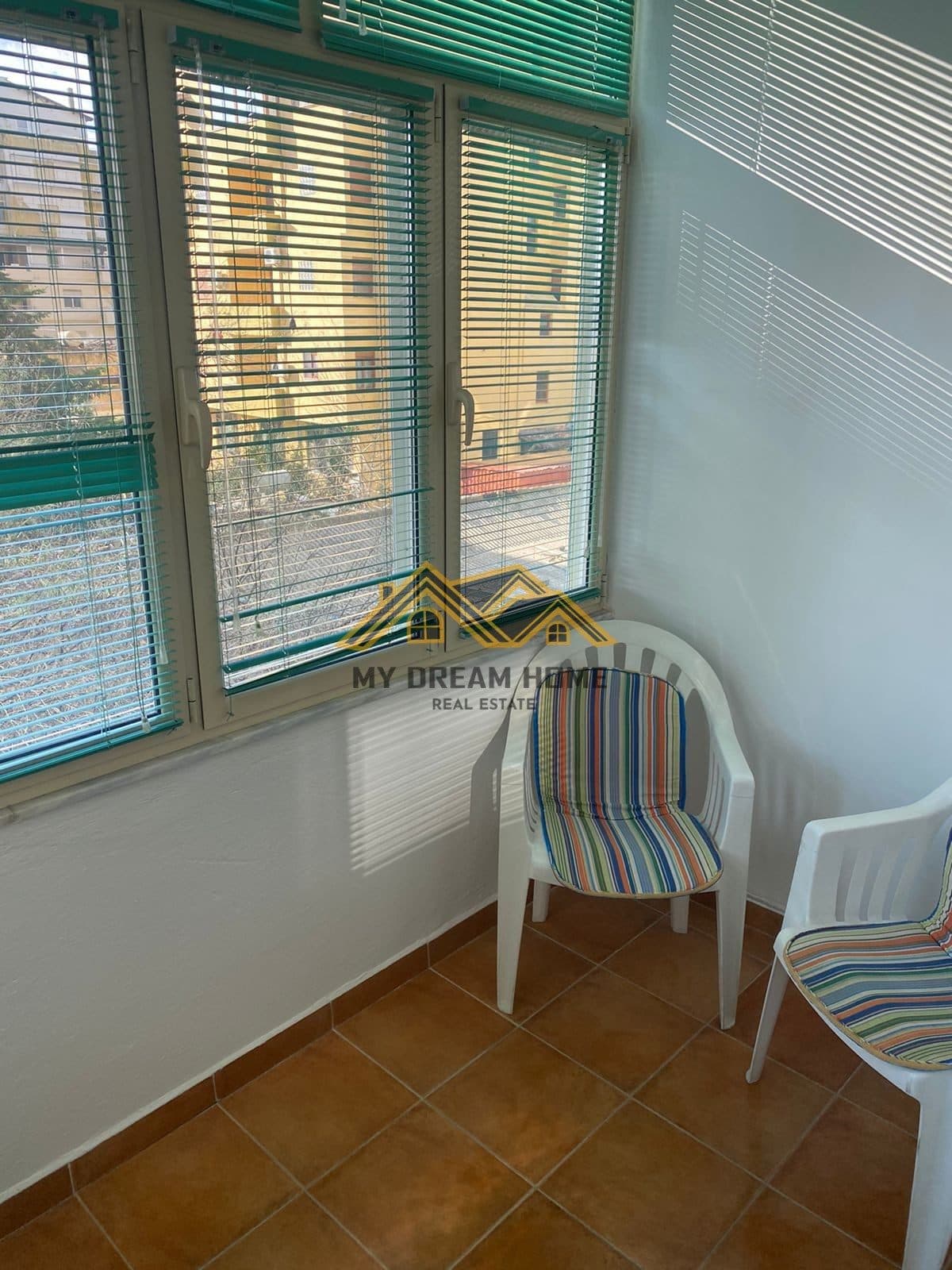 SHITET APARTAMENT 1+1 PLAZH ILIRIA 3