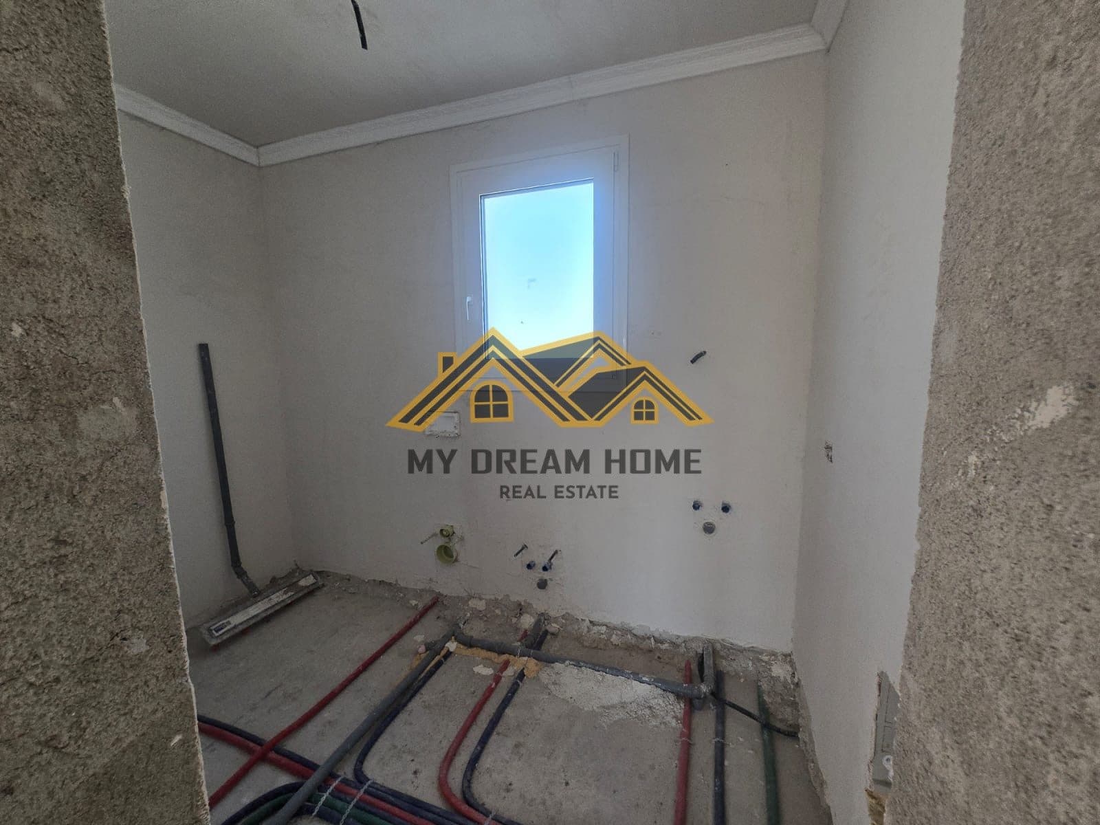 SHITET SHTEPI PRIVATE NE ARAPAJ DURRES 2