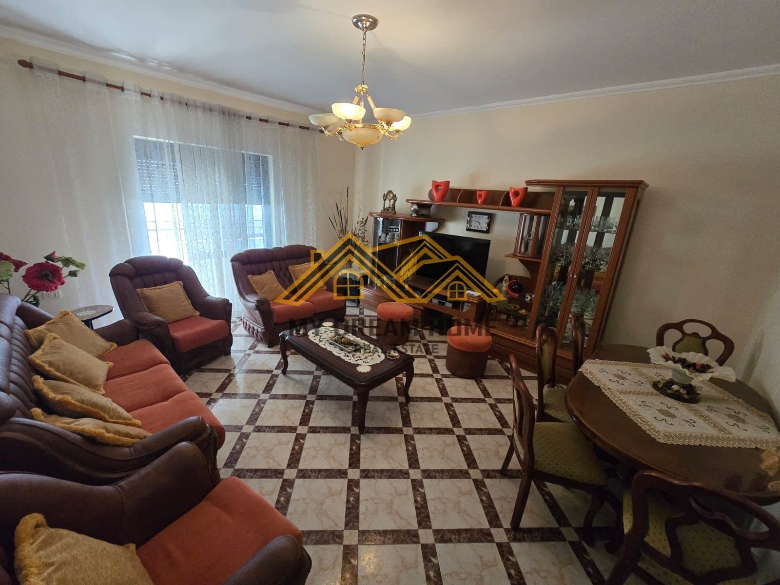 SHITET APARTAMENT 3+1+DEPO+GARAZHD ISH RAJONI