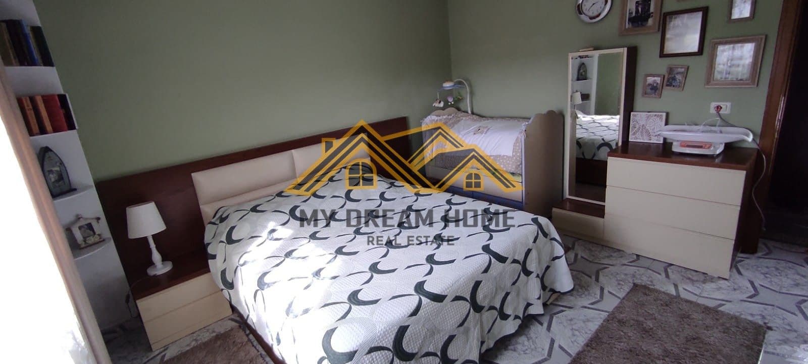 SHITET APARTAMENT 2+1+2 NE DURRES 4