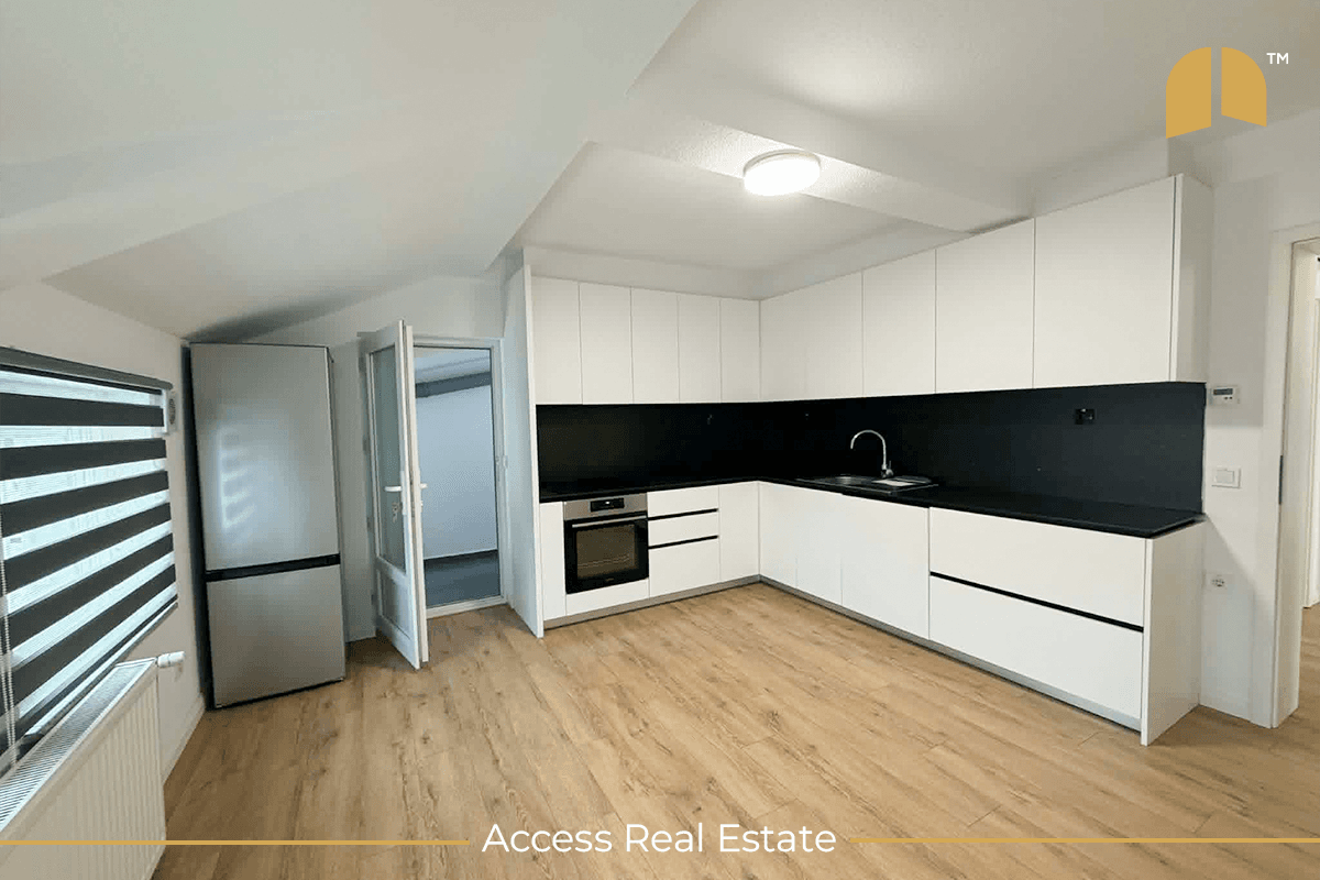 Kat shtëpie me QIRA – 3 dhoma gjumi + garazh – Arbëri 2