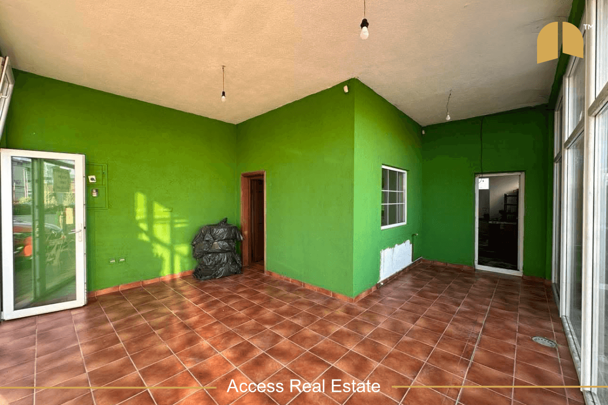 Depo me QIRA – 268m² – Veternik