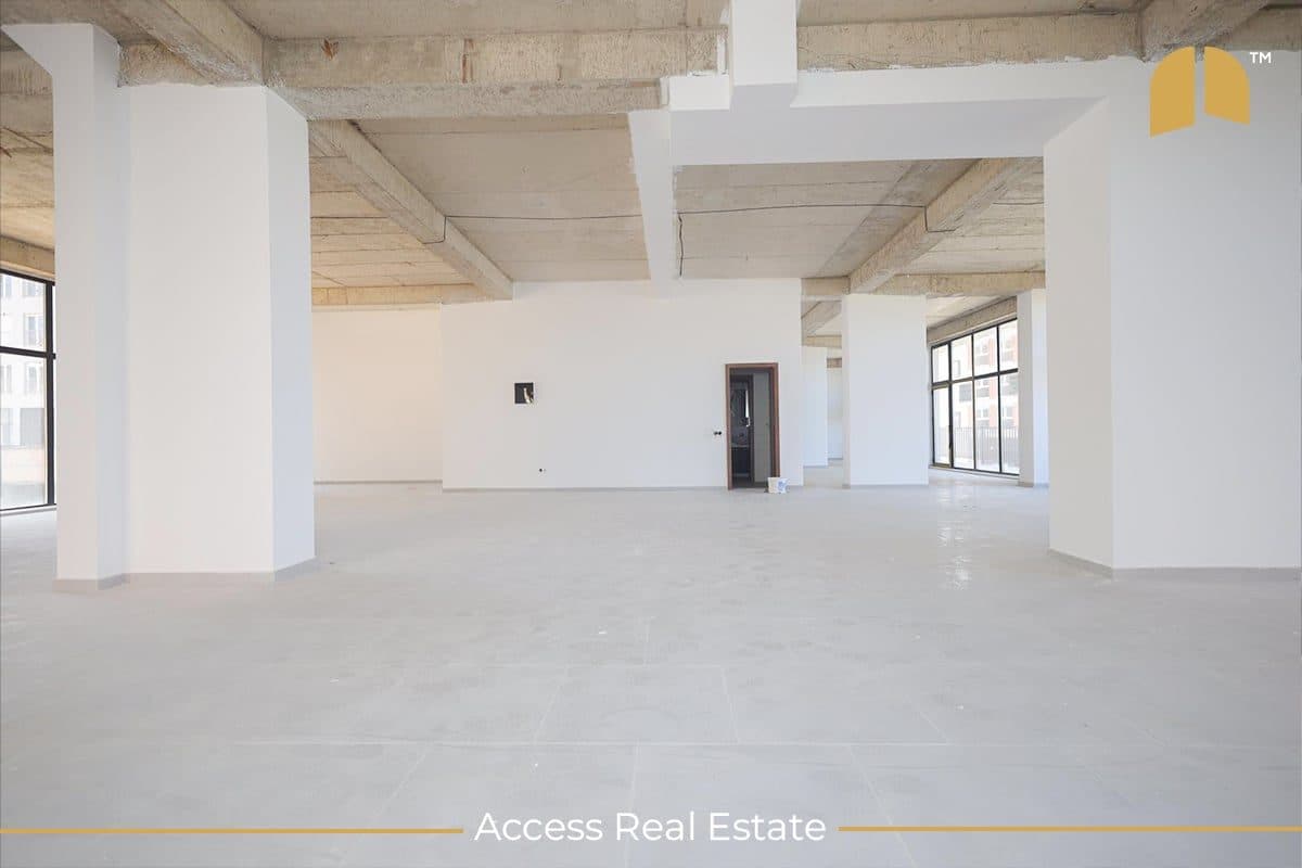 Lokal në SHITJE - Prishtina e Re - 257m² + 200m² Terasë 2