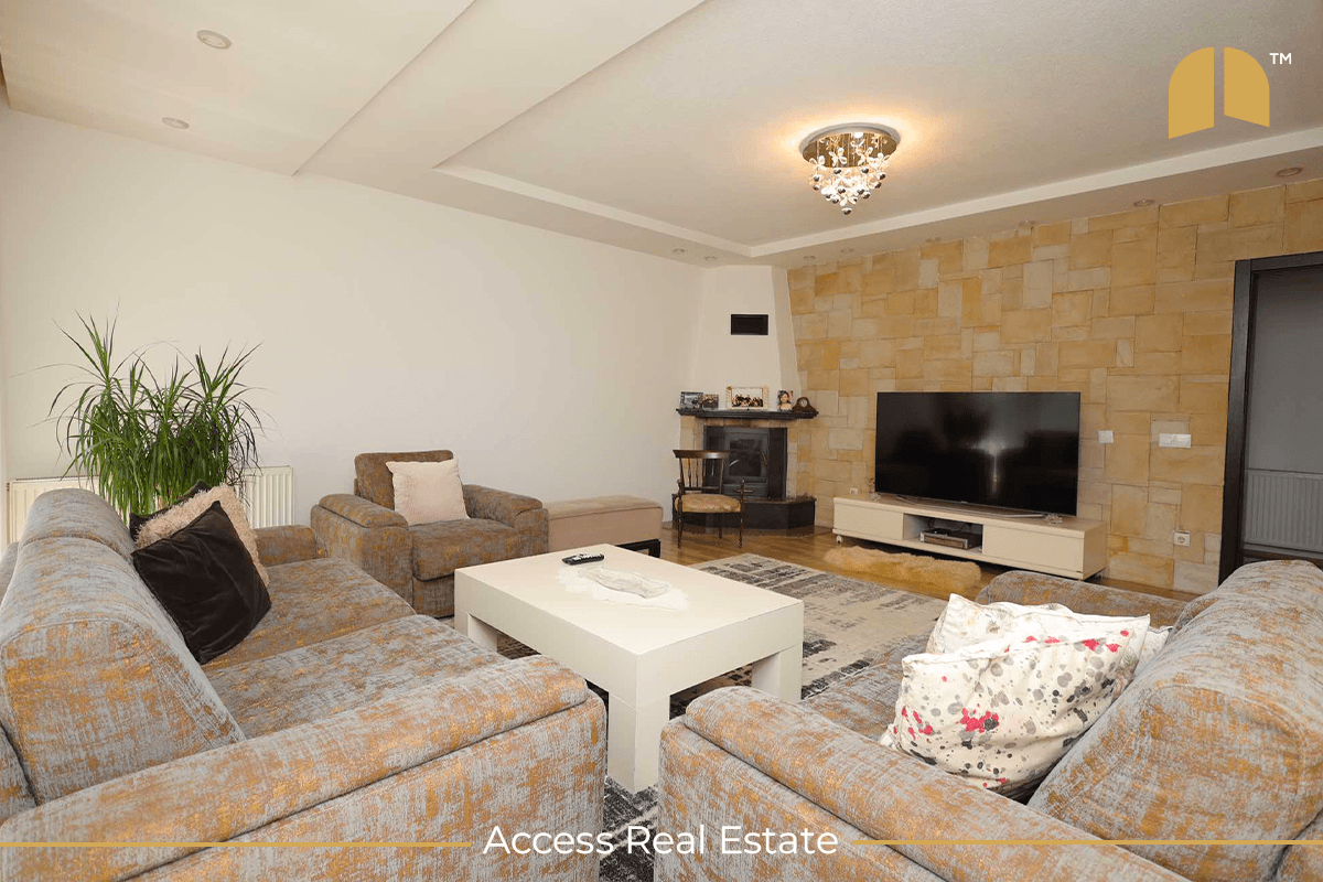 Shtëpi në SHITJE me FLETË POSEDUESE 378m² dhe 4.68 Ari TRUALL - Lagjja Qëndresa 2