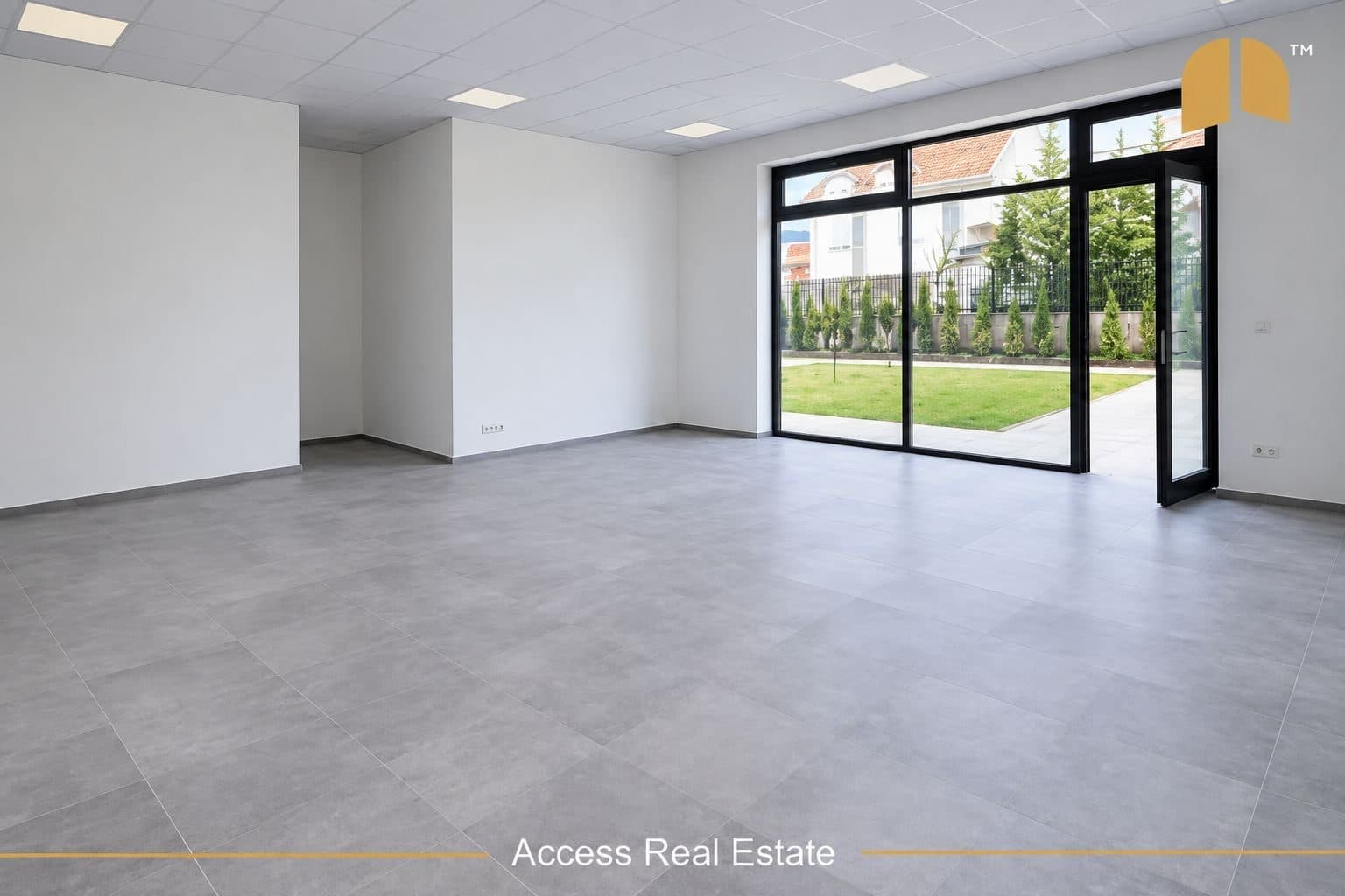 Lokal me QIRA – 90m² – Mati 1 2